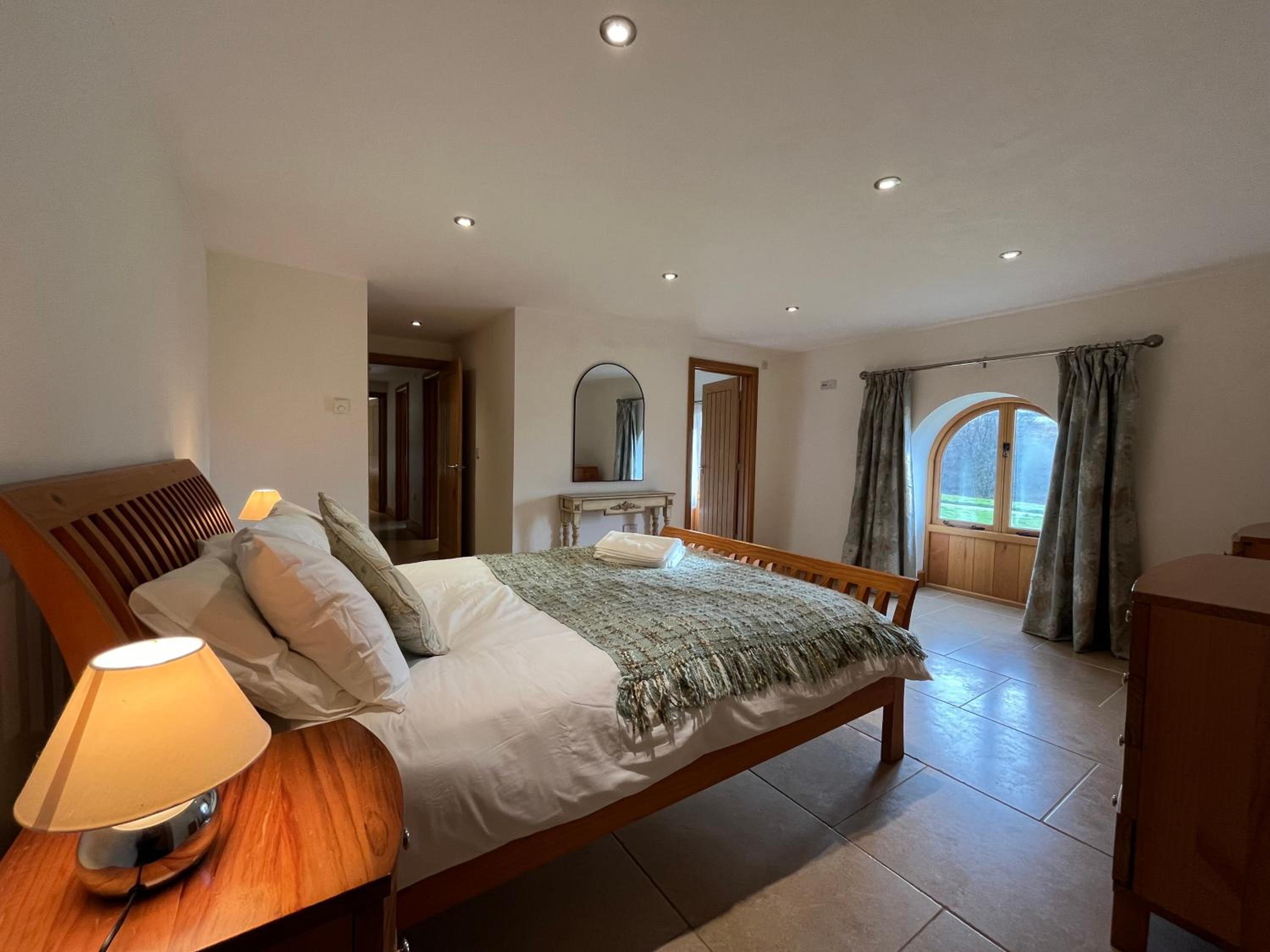Three-Bedroom House photo 2
