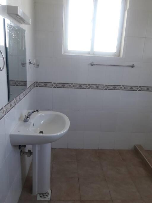 Three-Bedroom Villa photo 2