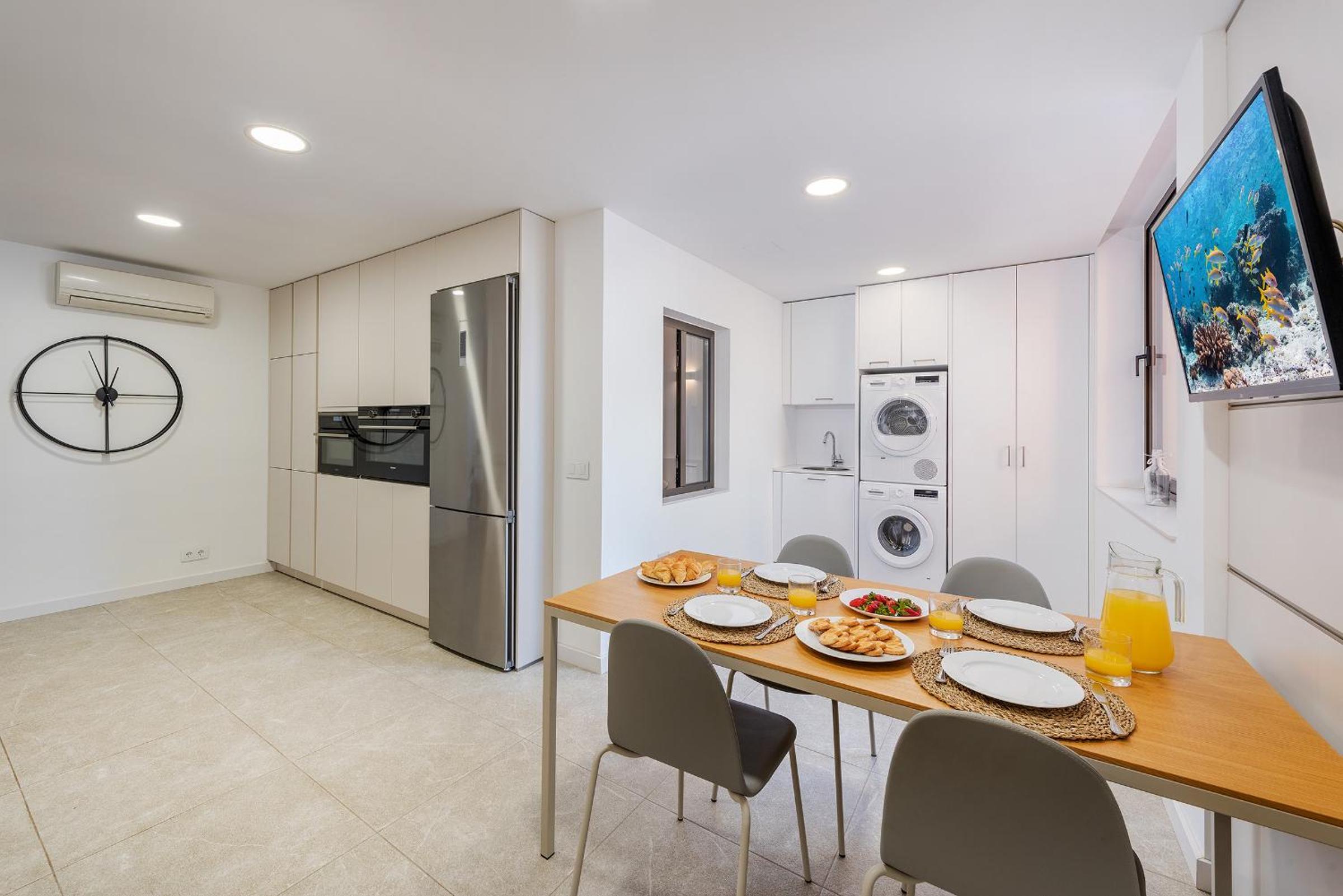 Apartment with Sea View photo 2