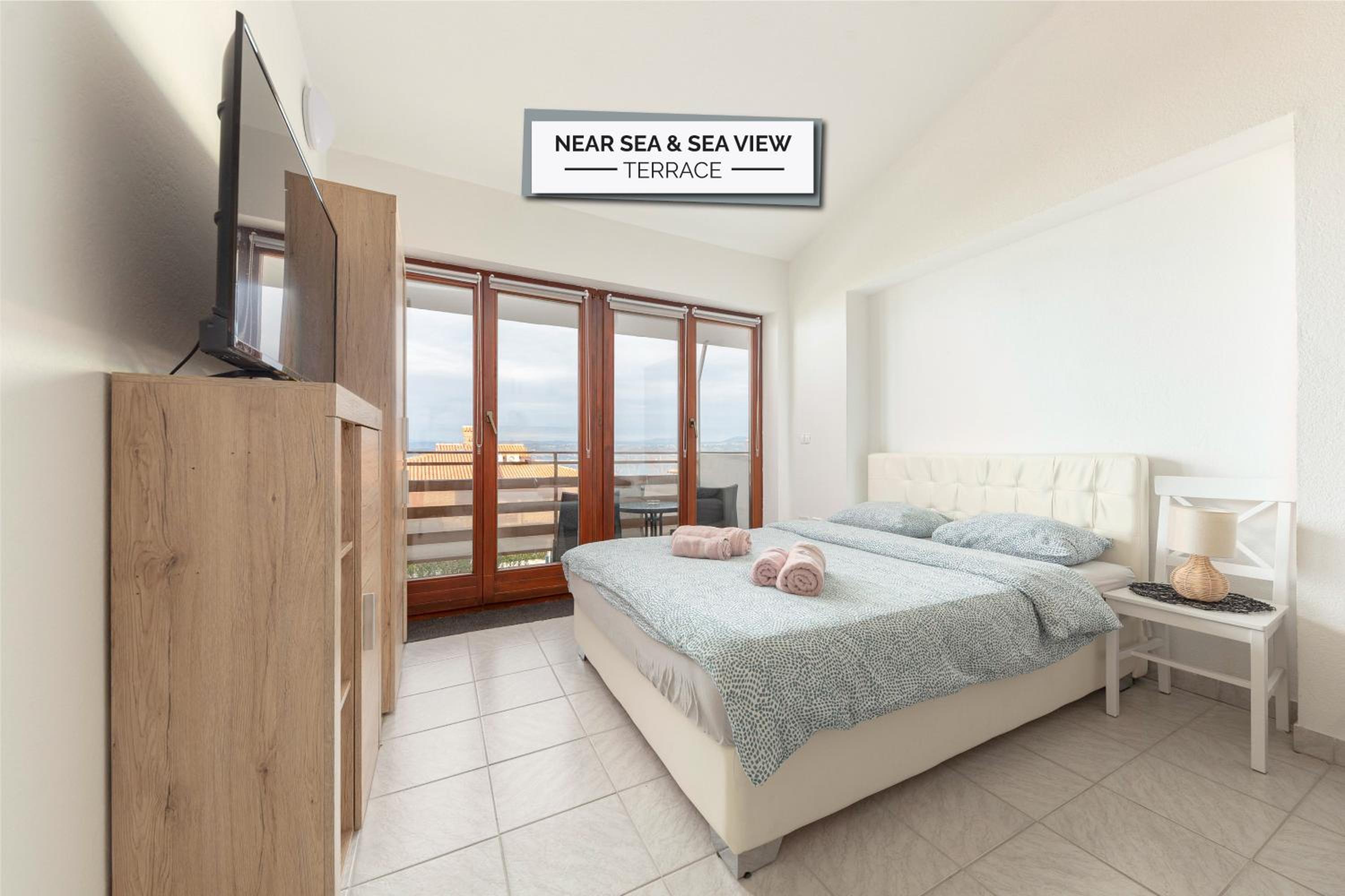 Studio with Balcony