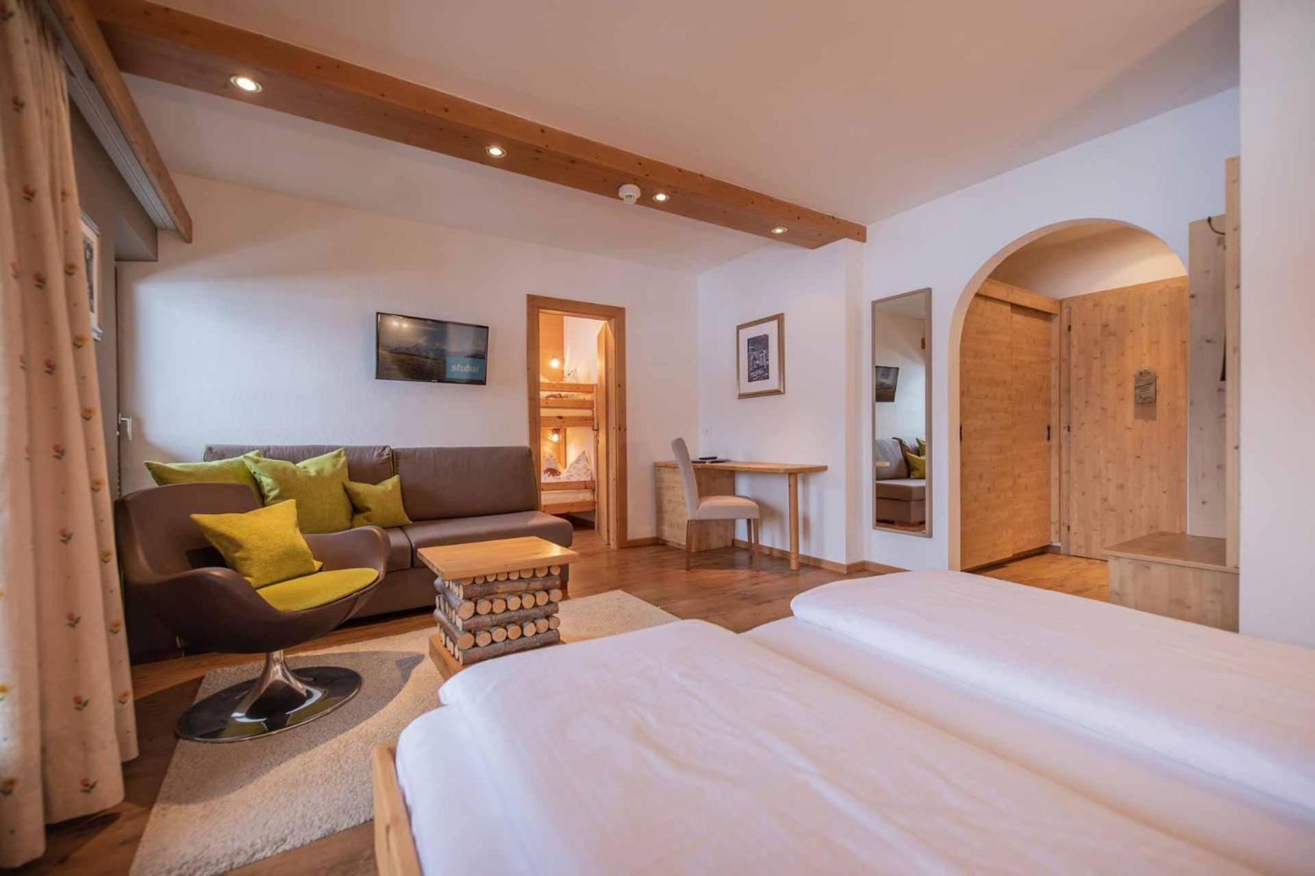 Family Suite with Balcony photo 3