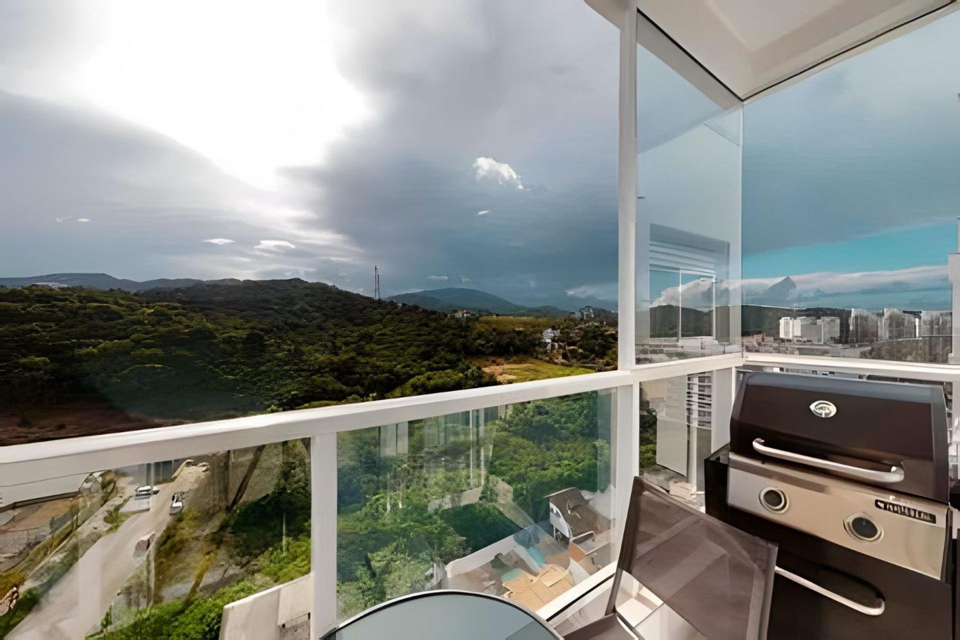 Apartment With Balcony photo 3