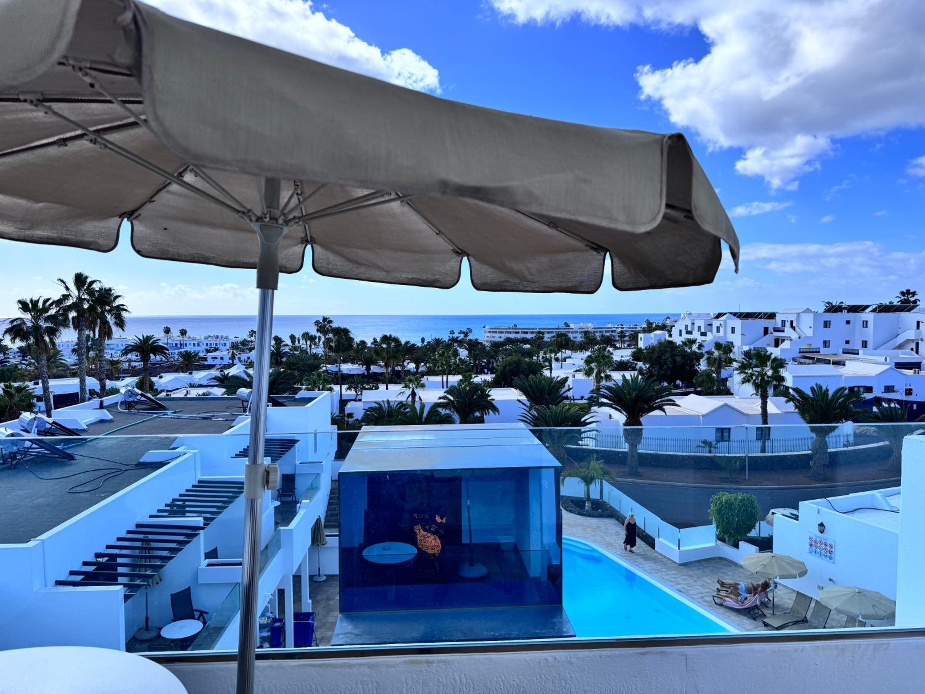 One-Bedroom Apartment with Balcony