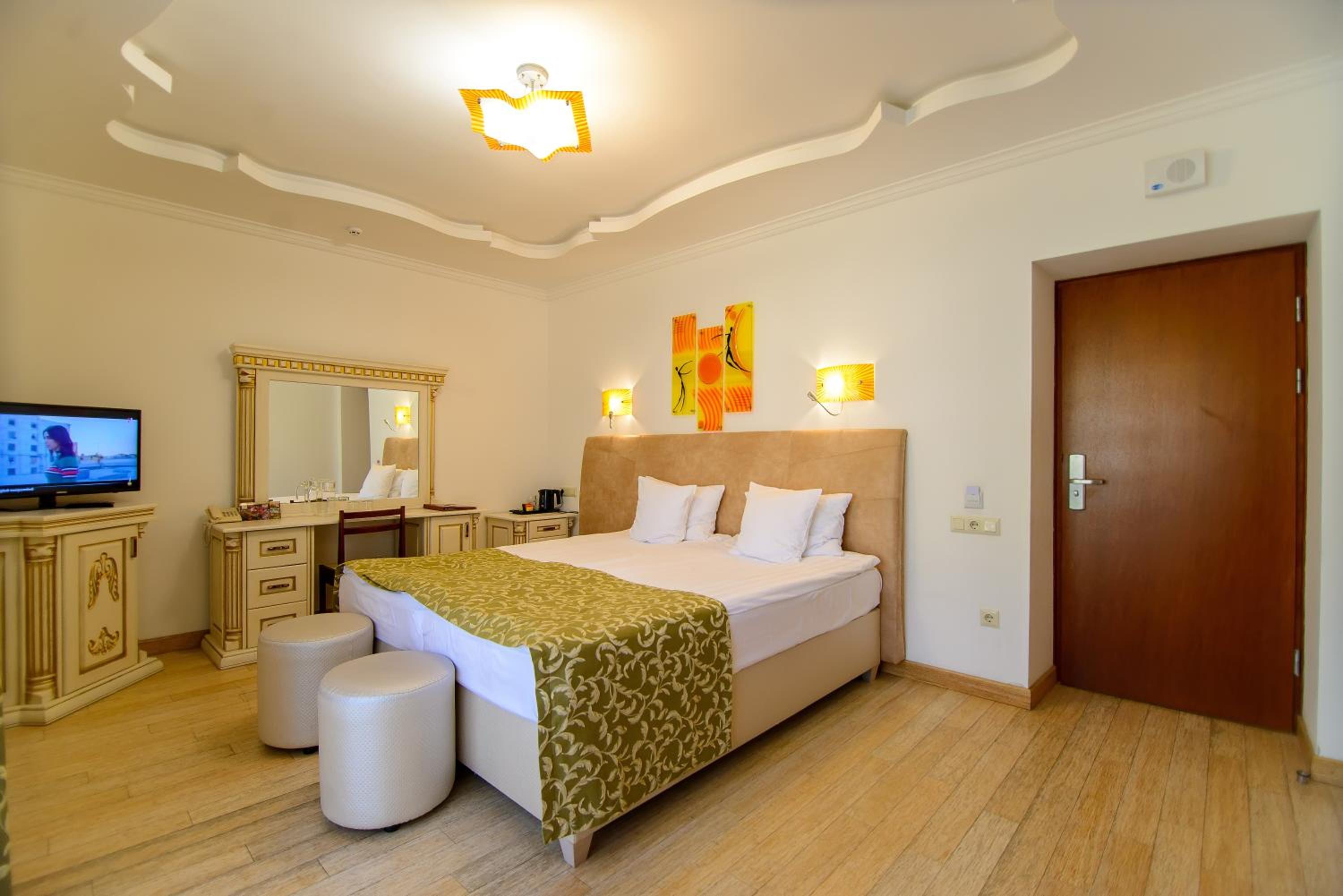 Double or Twin Room with Balcony