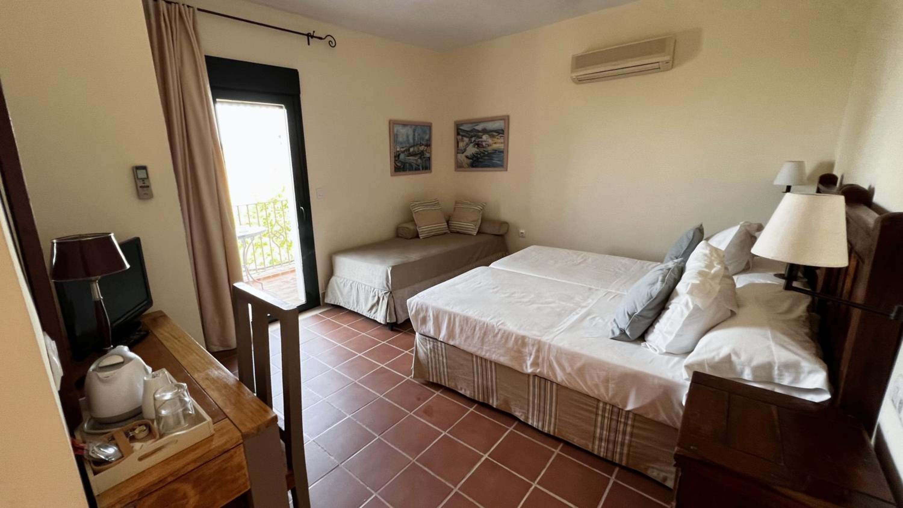 Triple Room with Balcony