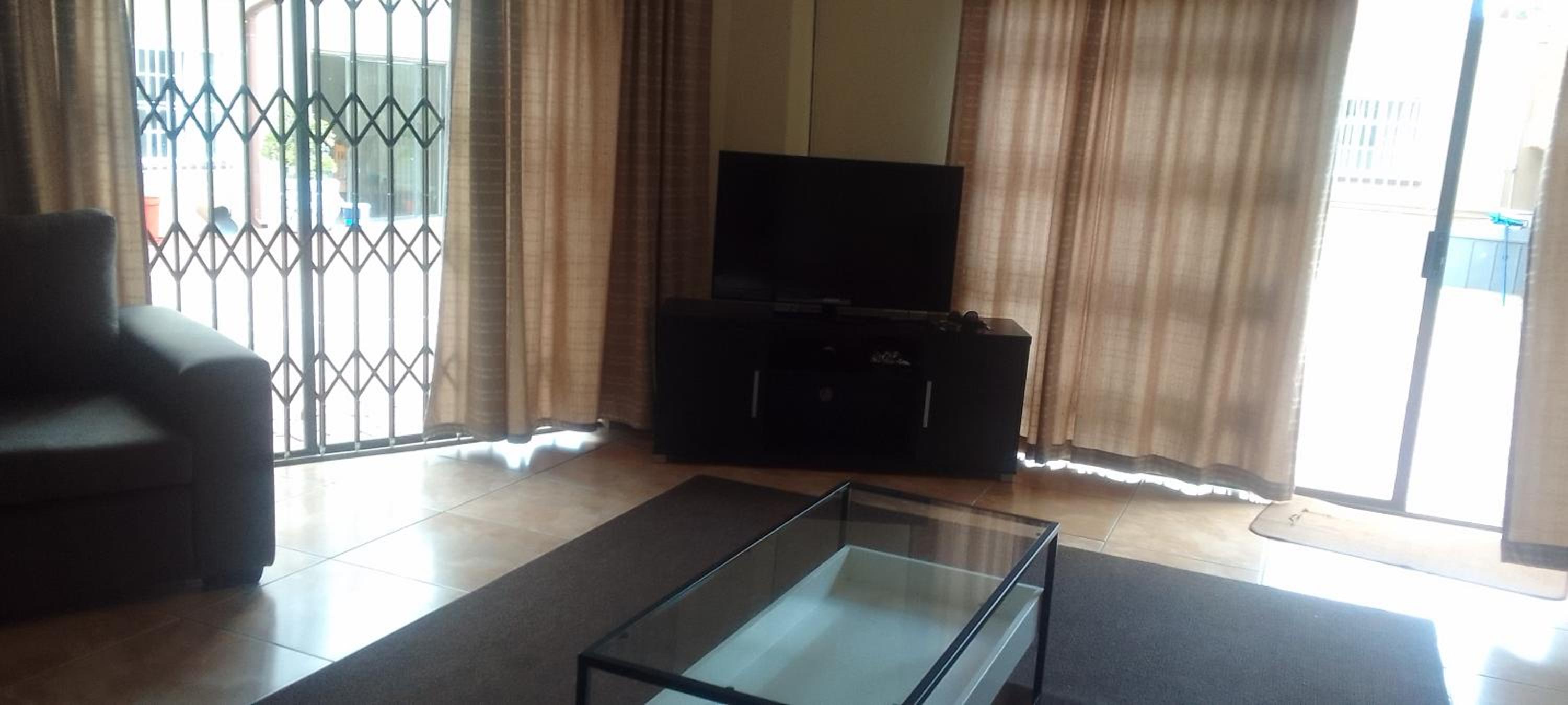 Deluxe Double Room With Bath photo 1