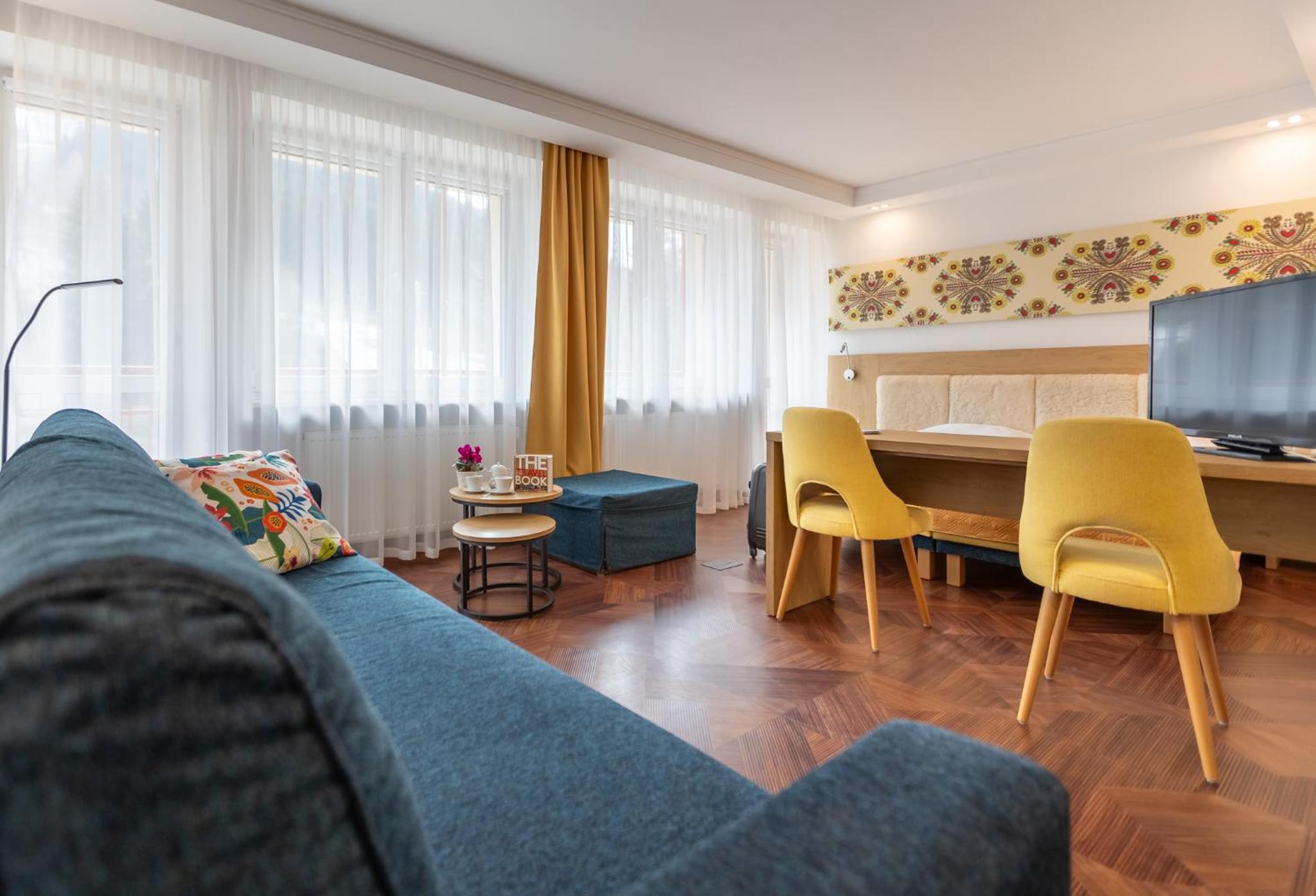 Deluxe Room - Photo 2