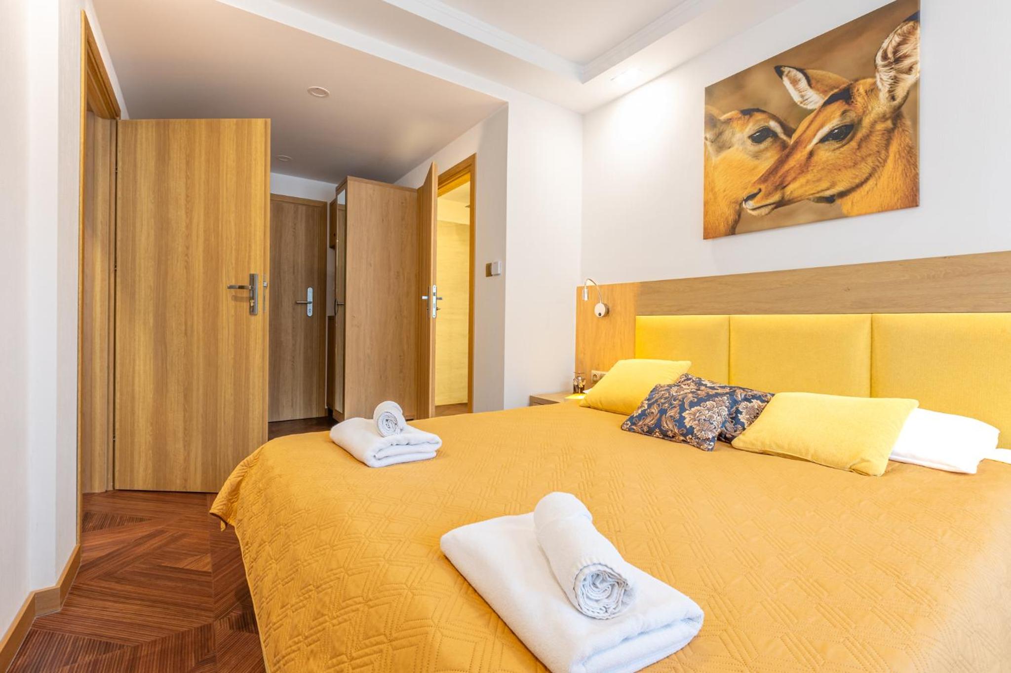 Apartment - Photo 4
