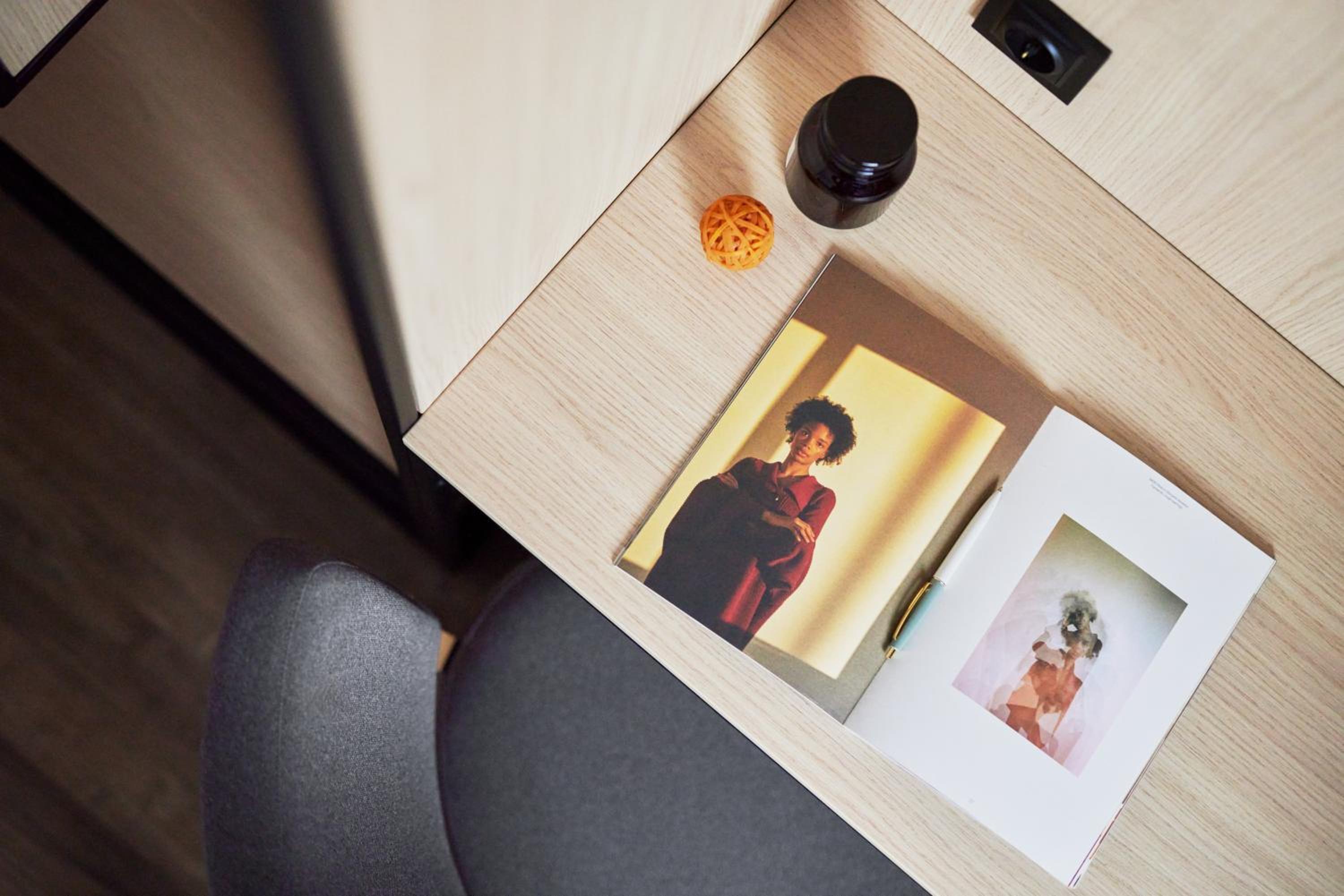 Standard Single Room thumbnail 6