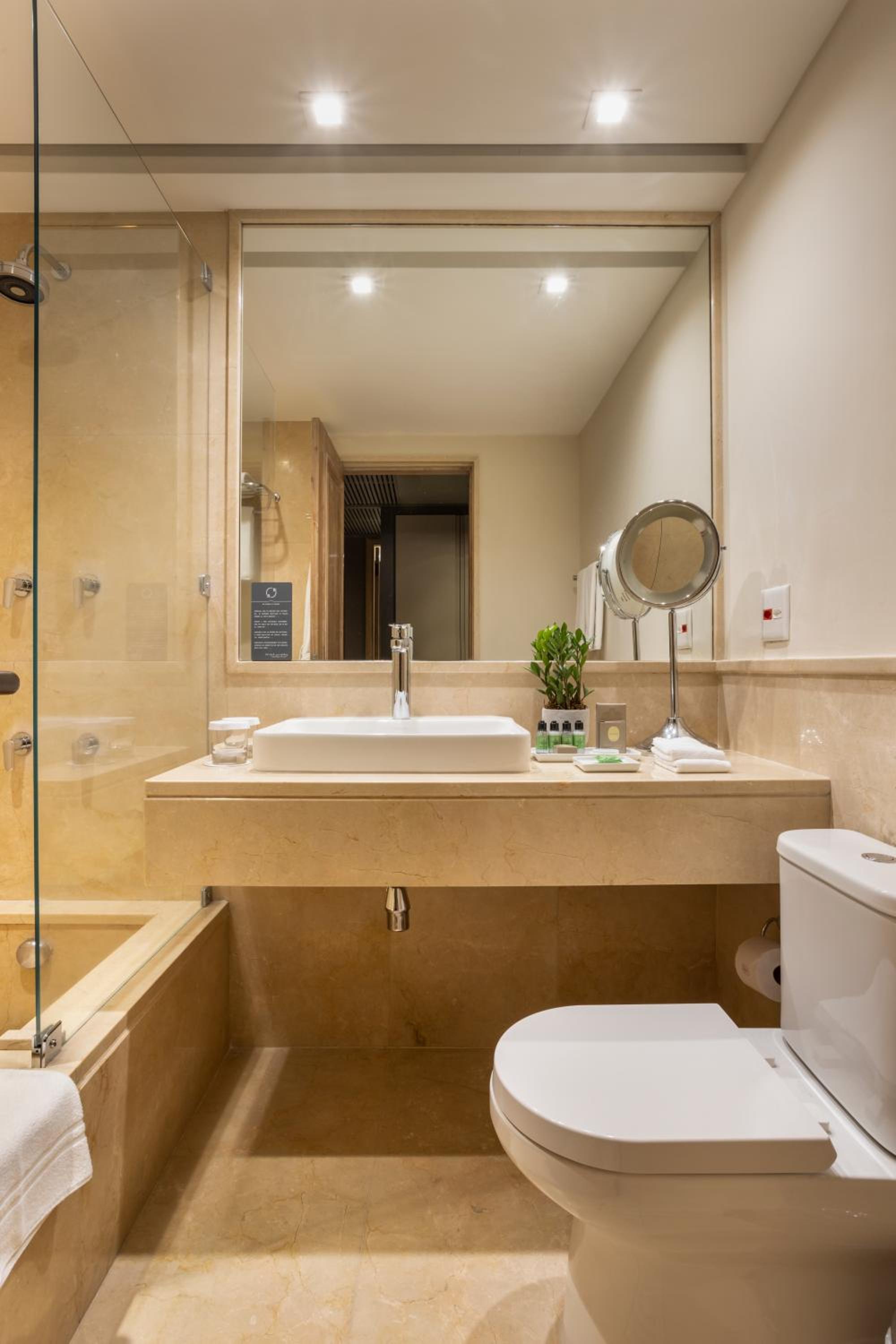 Executive Double Room - Photo 7