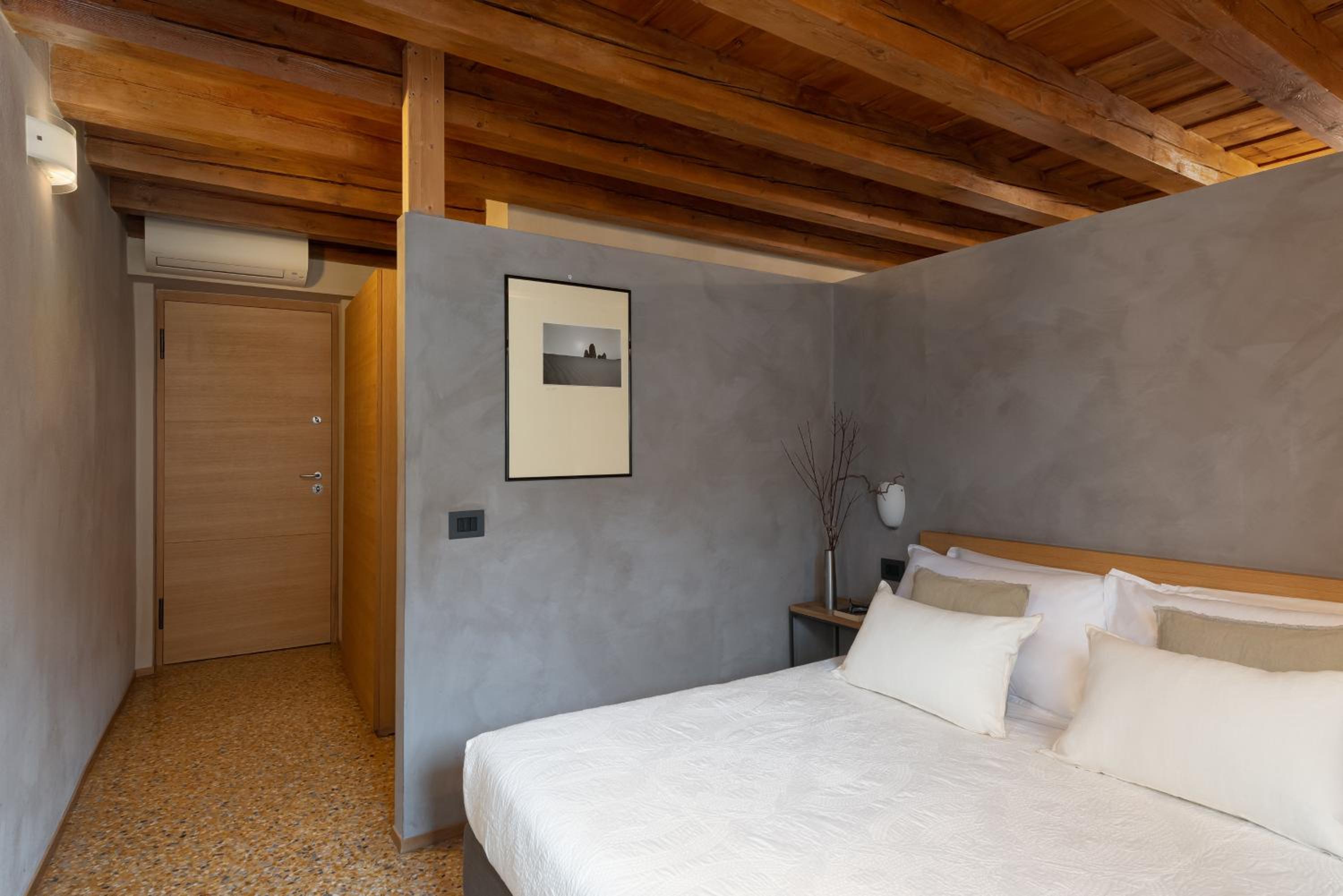 Basic Apartment