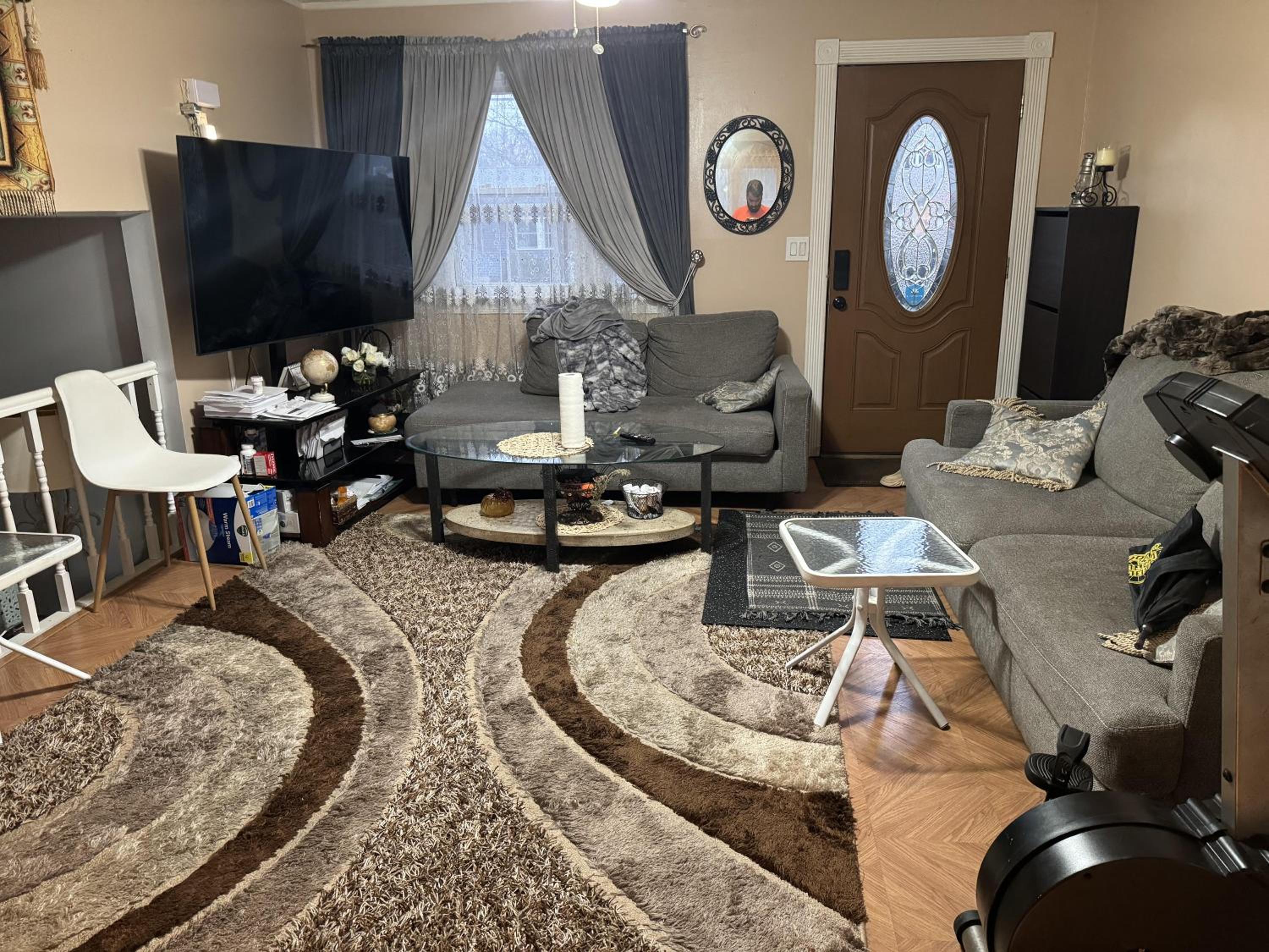 Apartment photo 2