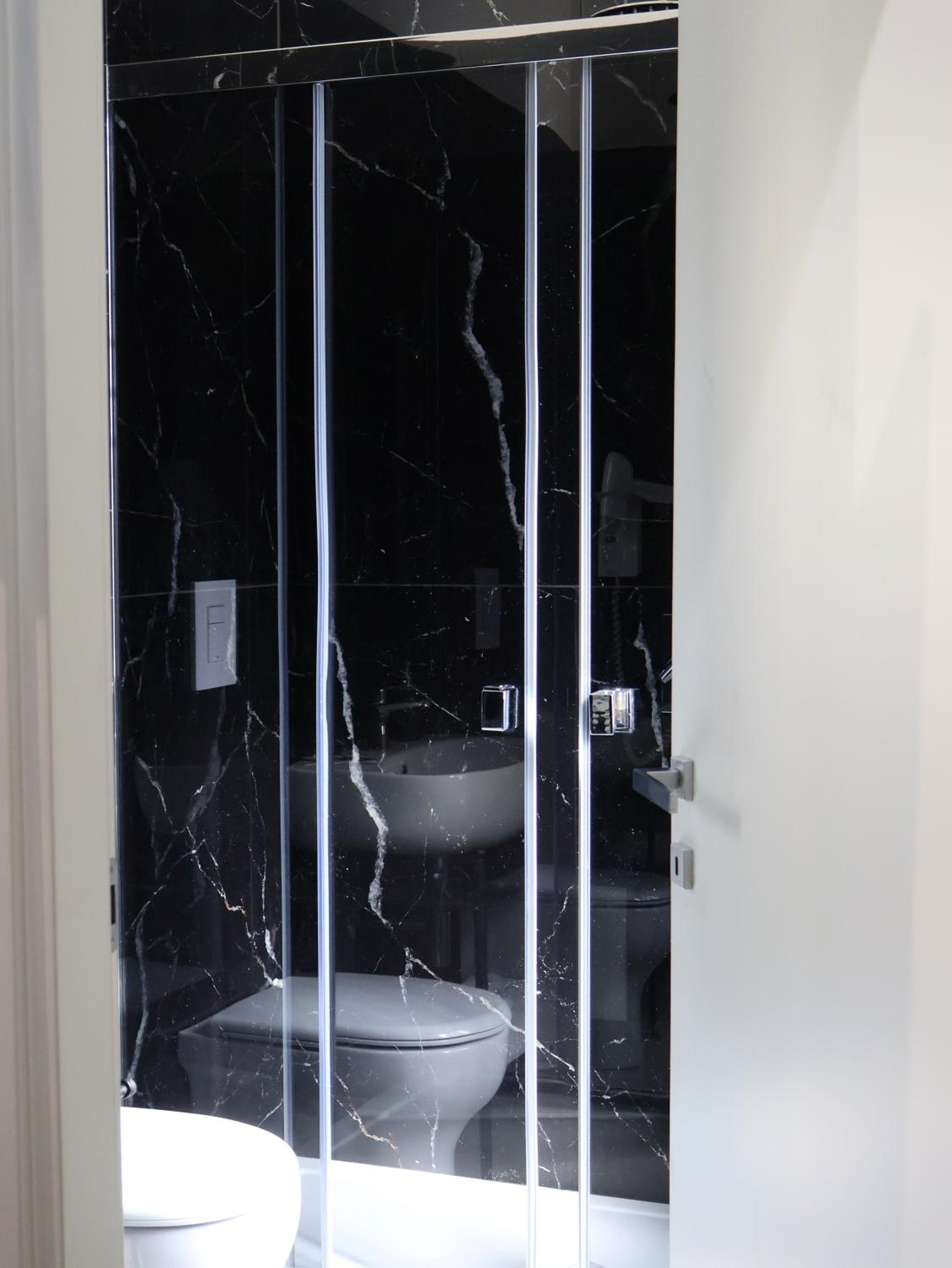Deluxe Suite with Spa Bath - Photo 12