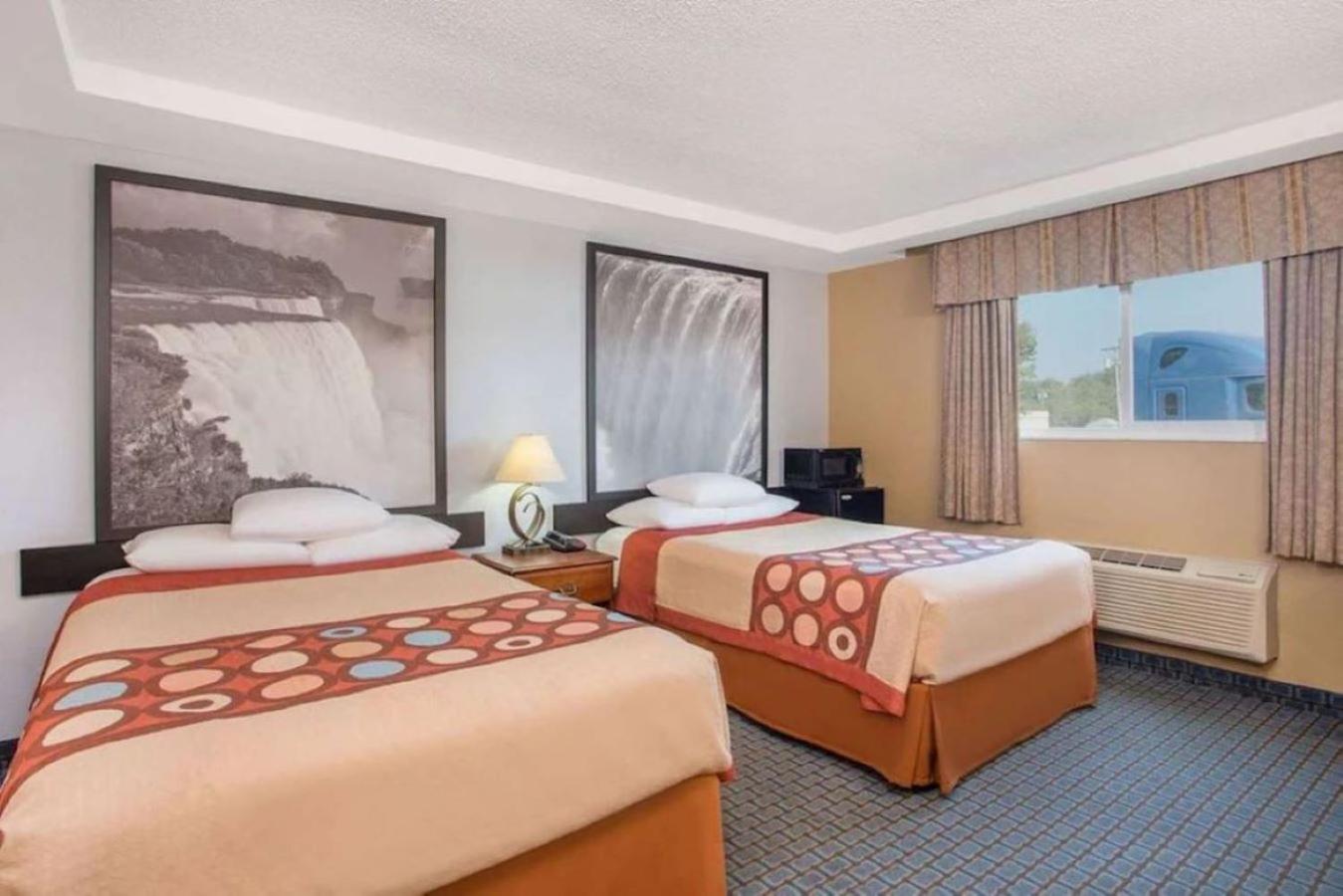 Double Room with Two Double Beds - Non-Smoking - Photo 1