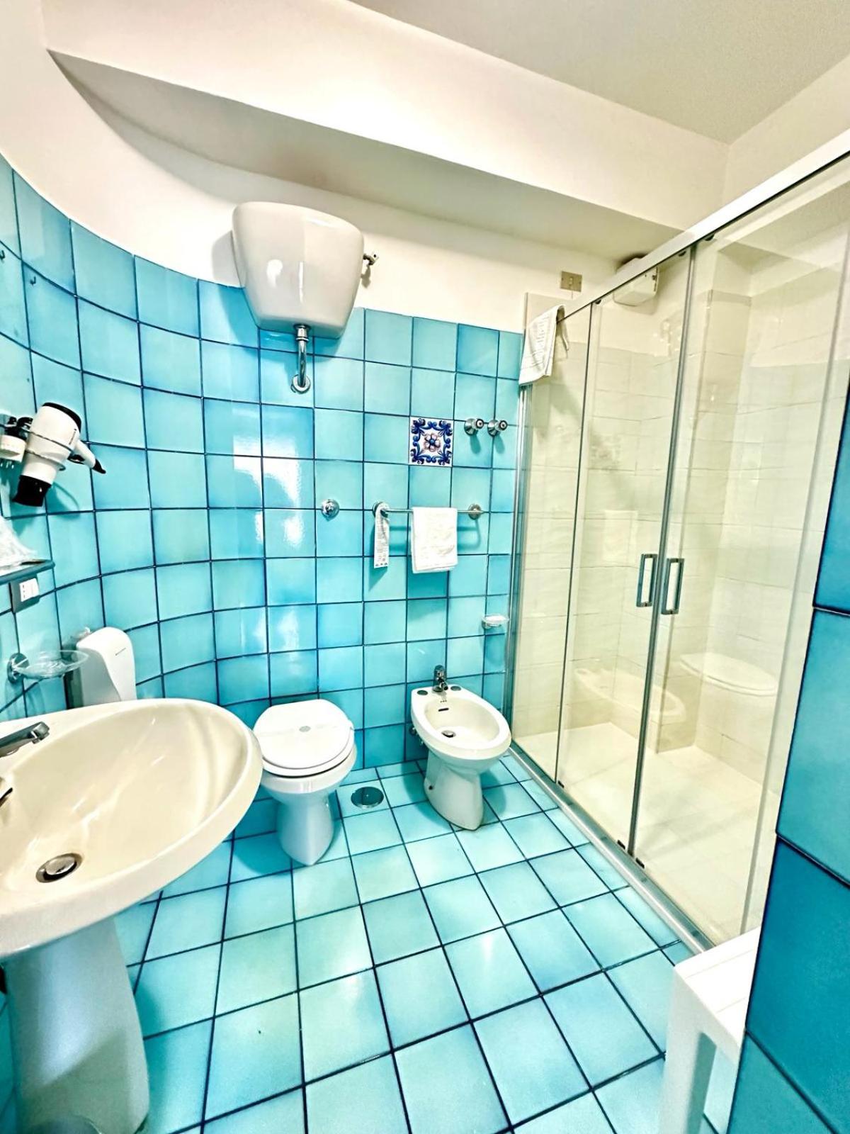 Triple Room - Photo 5