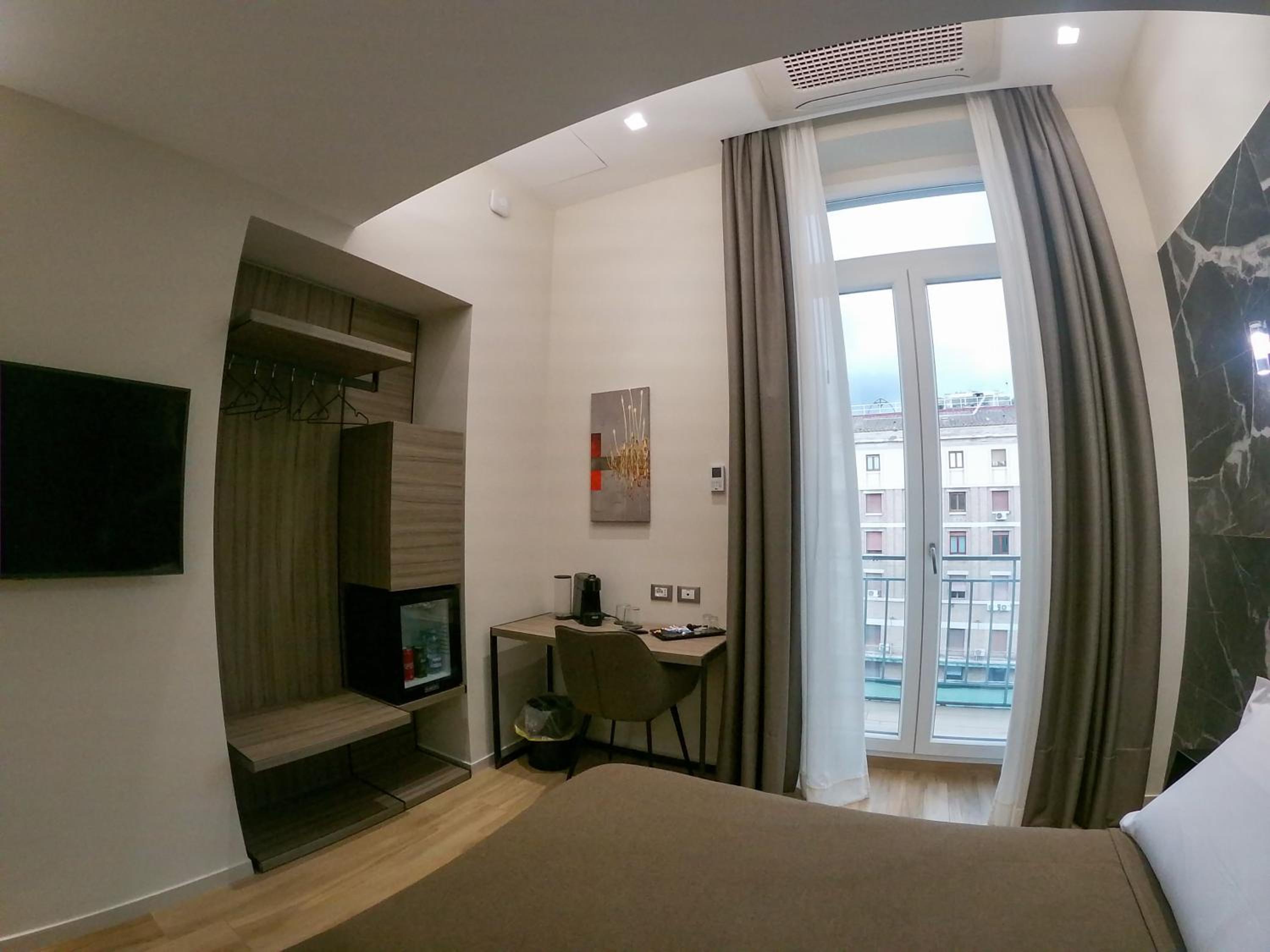 Queen Room with Balcony