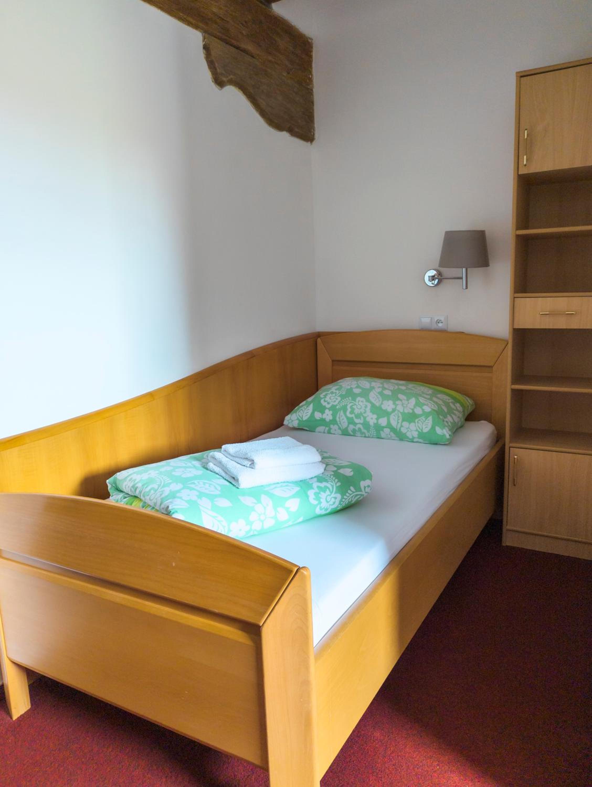 Single Room with Private Bathroom photo 2