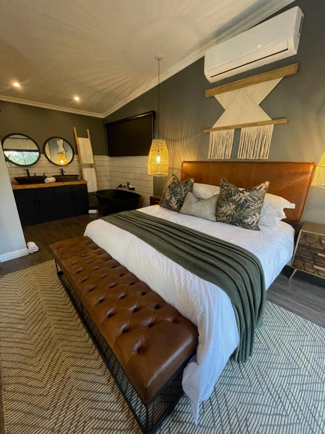 Executive Suite photo 1