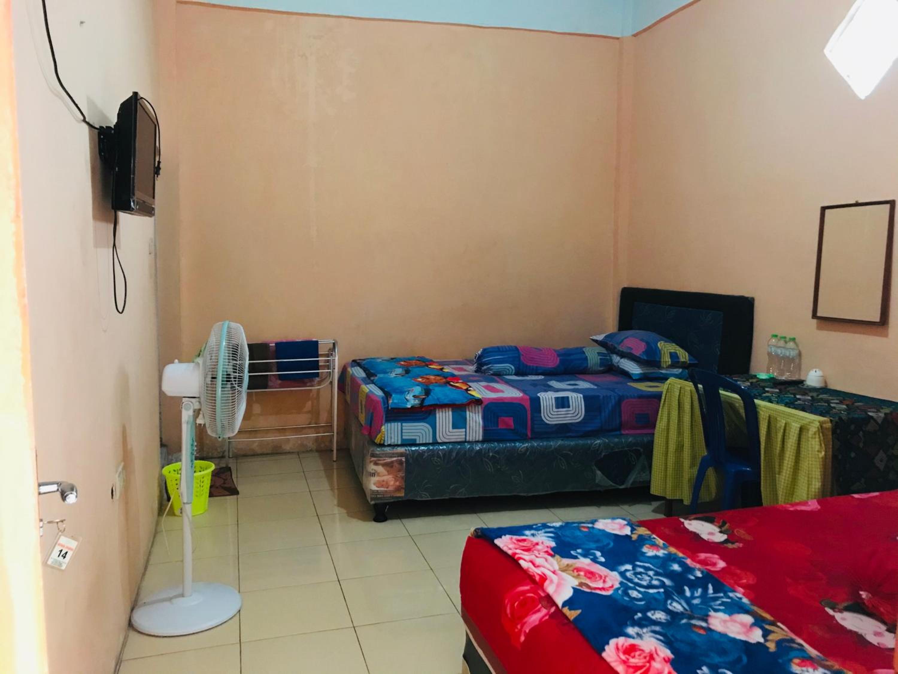 Standard Double or Twin Room photo 3