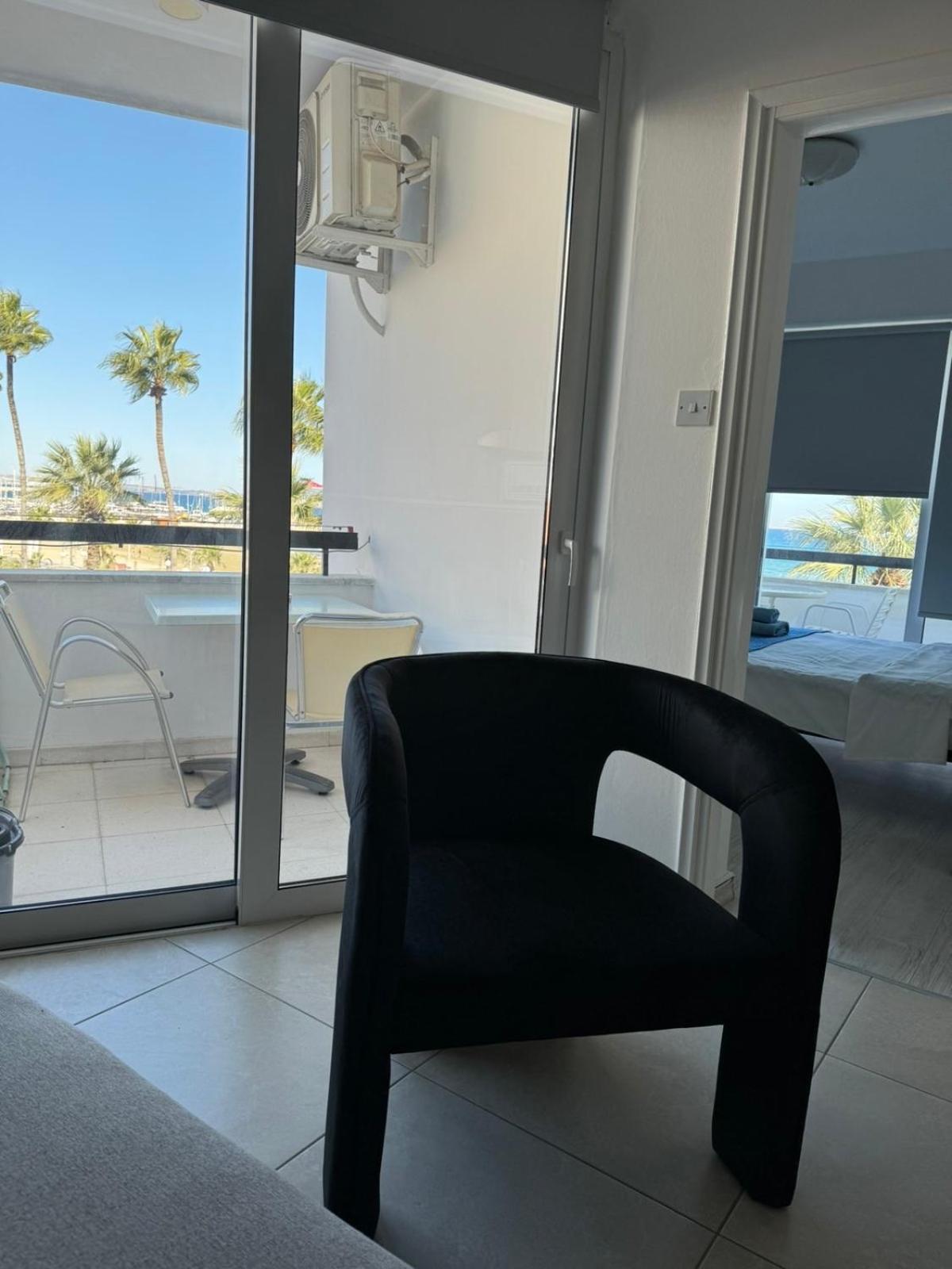 Apartment with Sea View - Photo 41