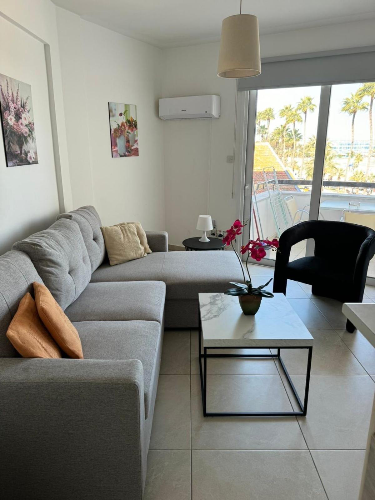 Apartment with Sea View - Photo 39