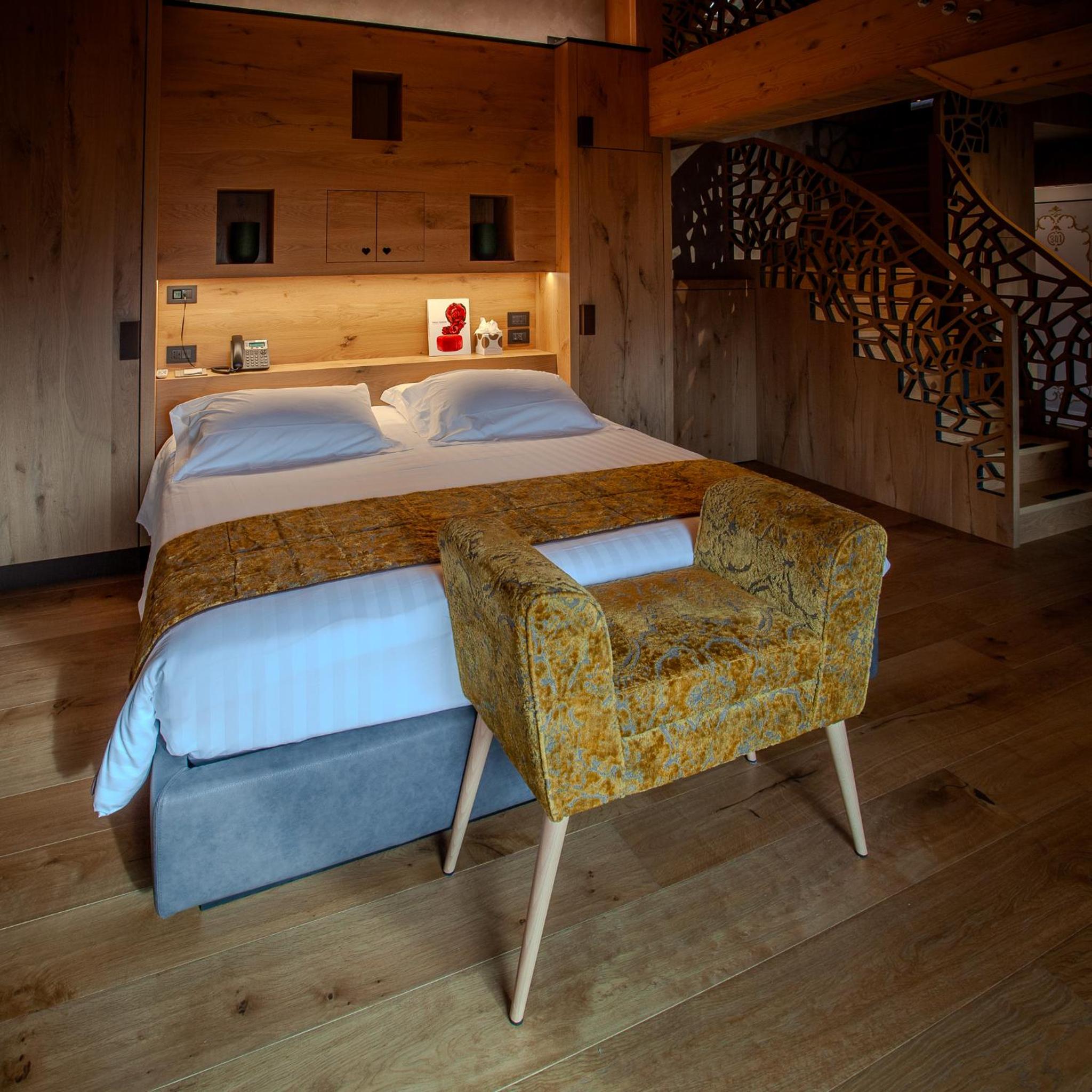 Suite - Photo 4