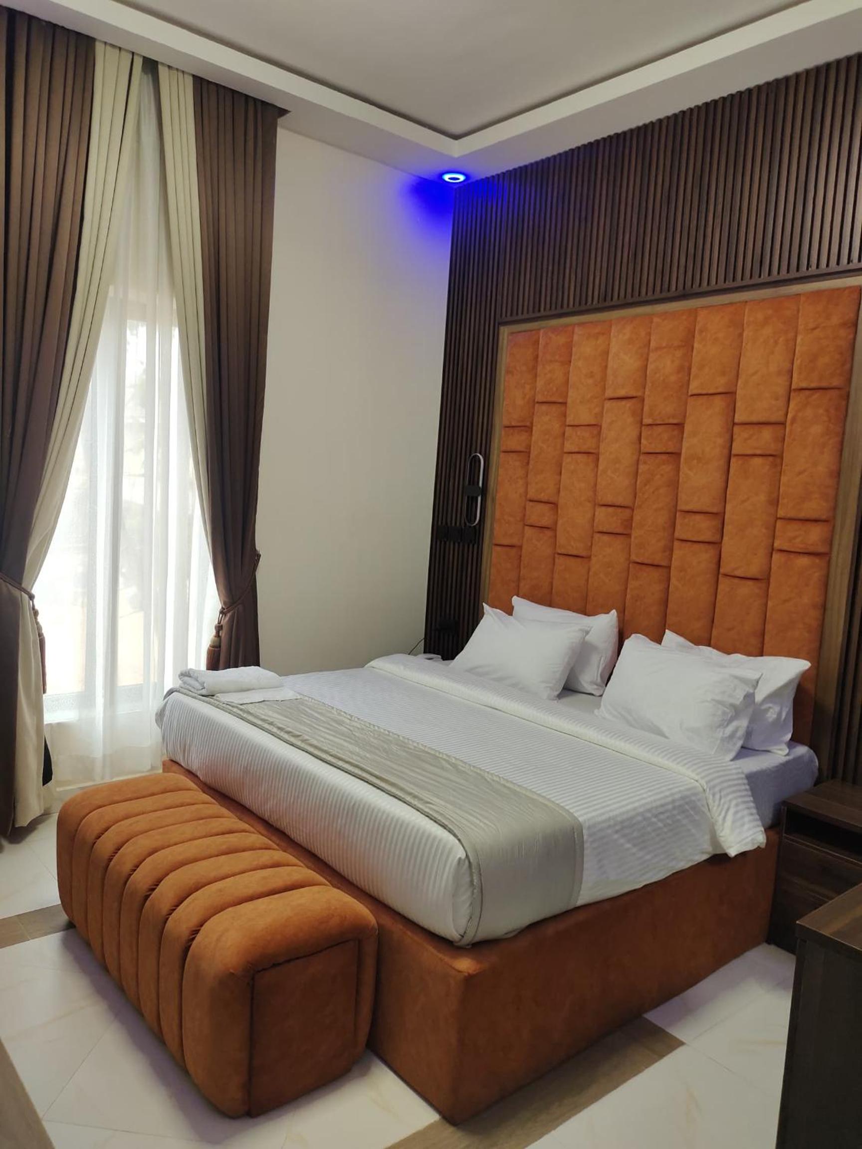 Deluxe Double Room photo 2