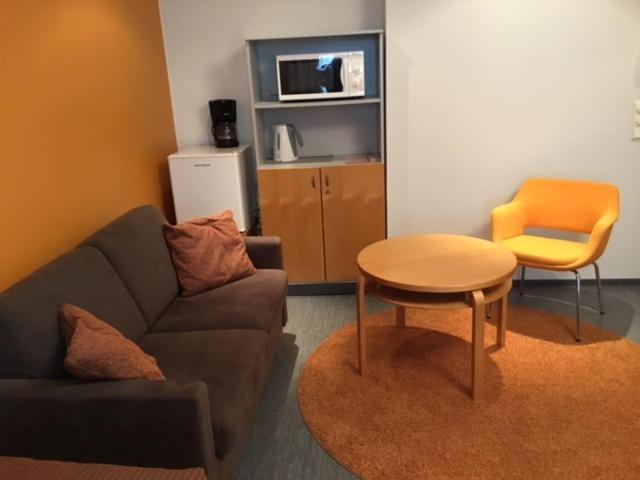 Standard Double or Twin Room - Photo 3