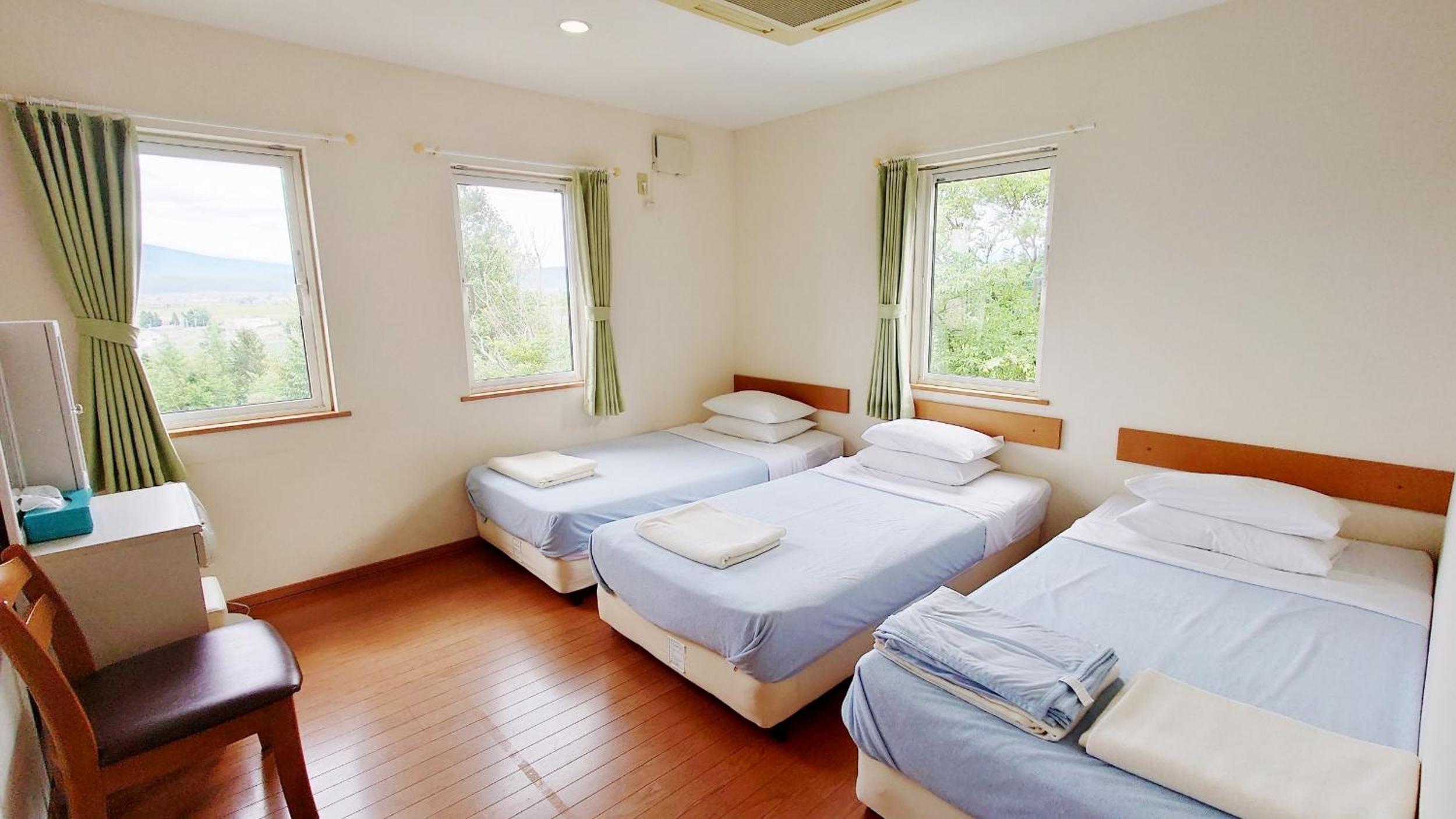 Triple Room - Photo 5