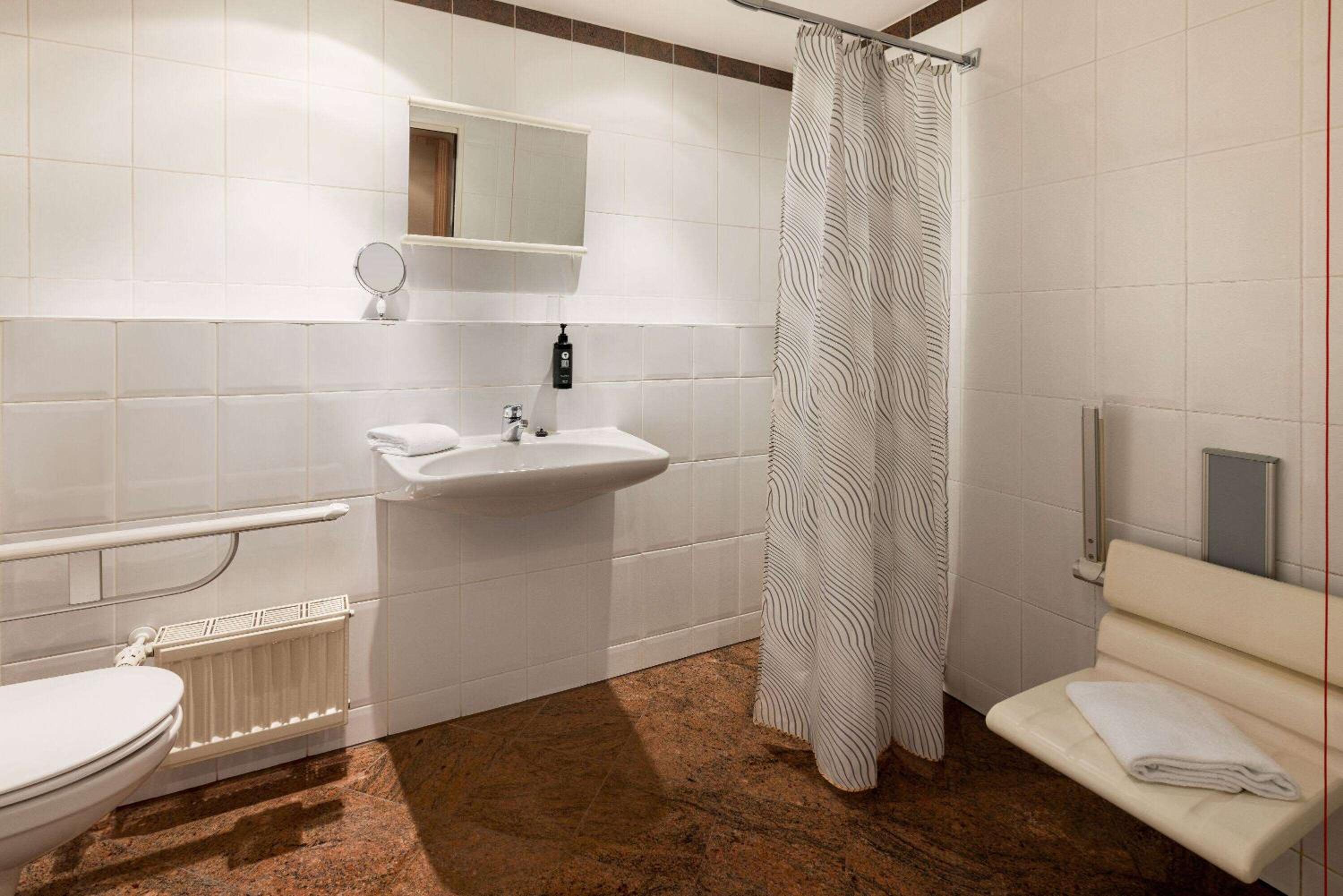 Comfort Accessible Room