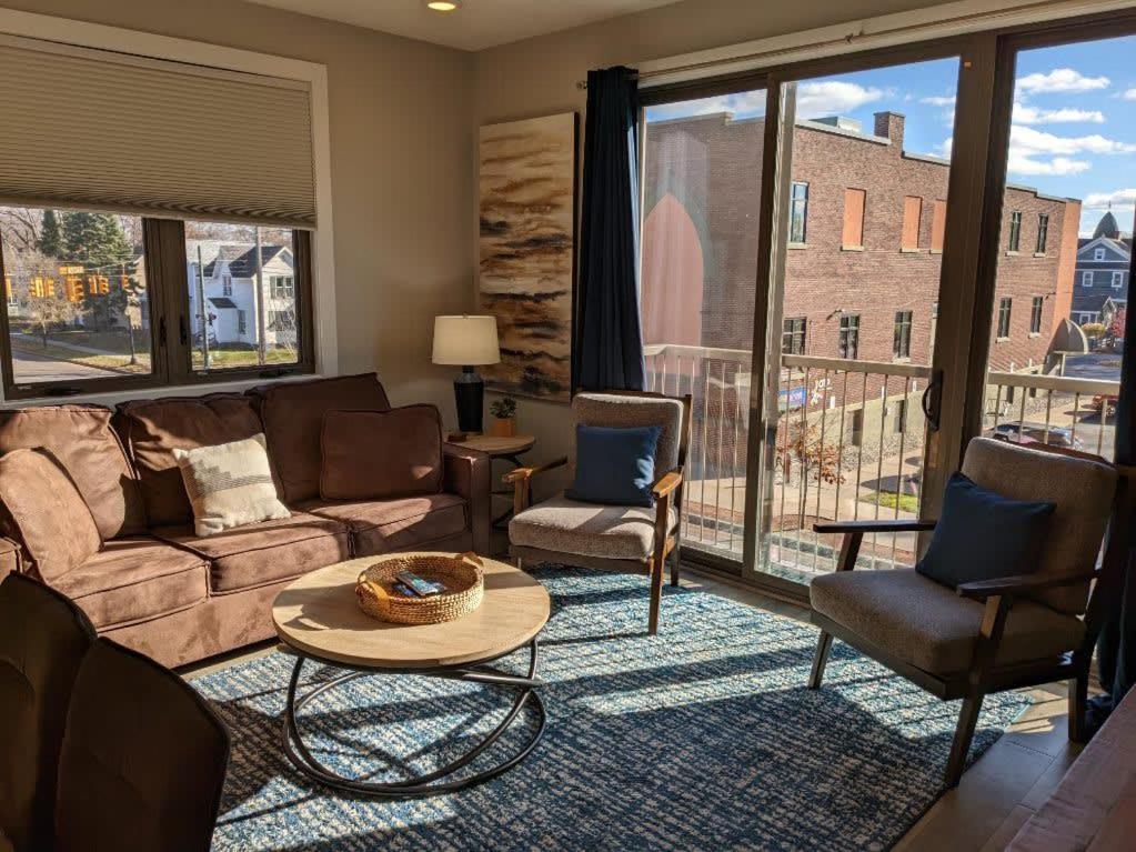 Apartment photo 1