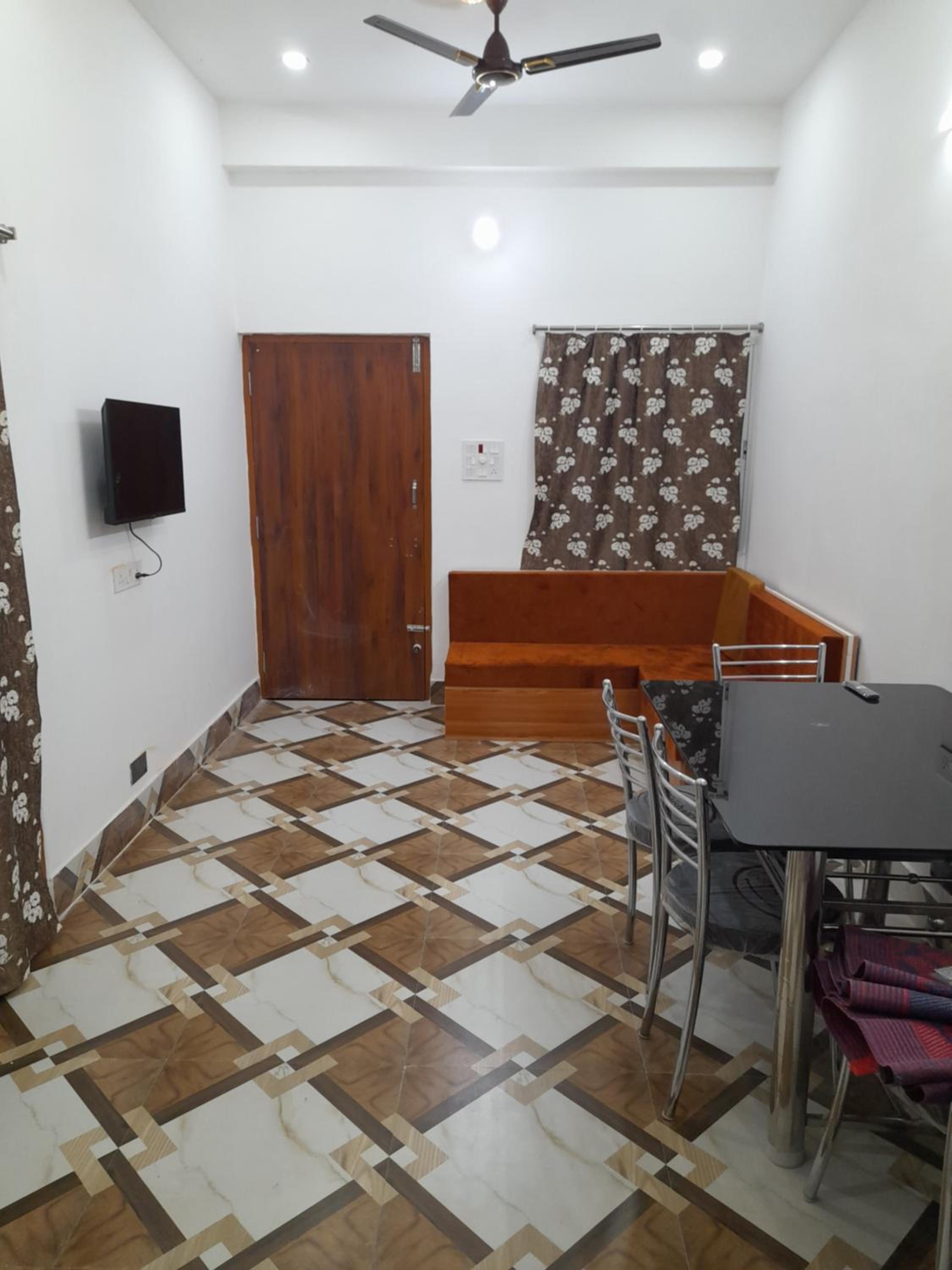 Two-Bedroom House photo 1