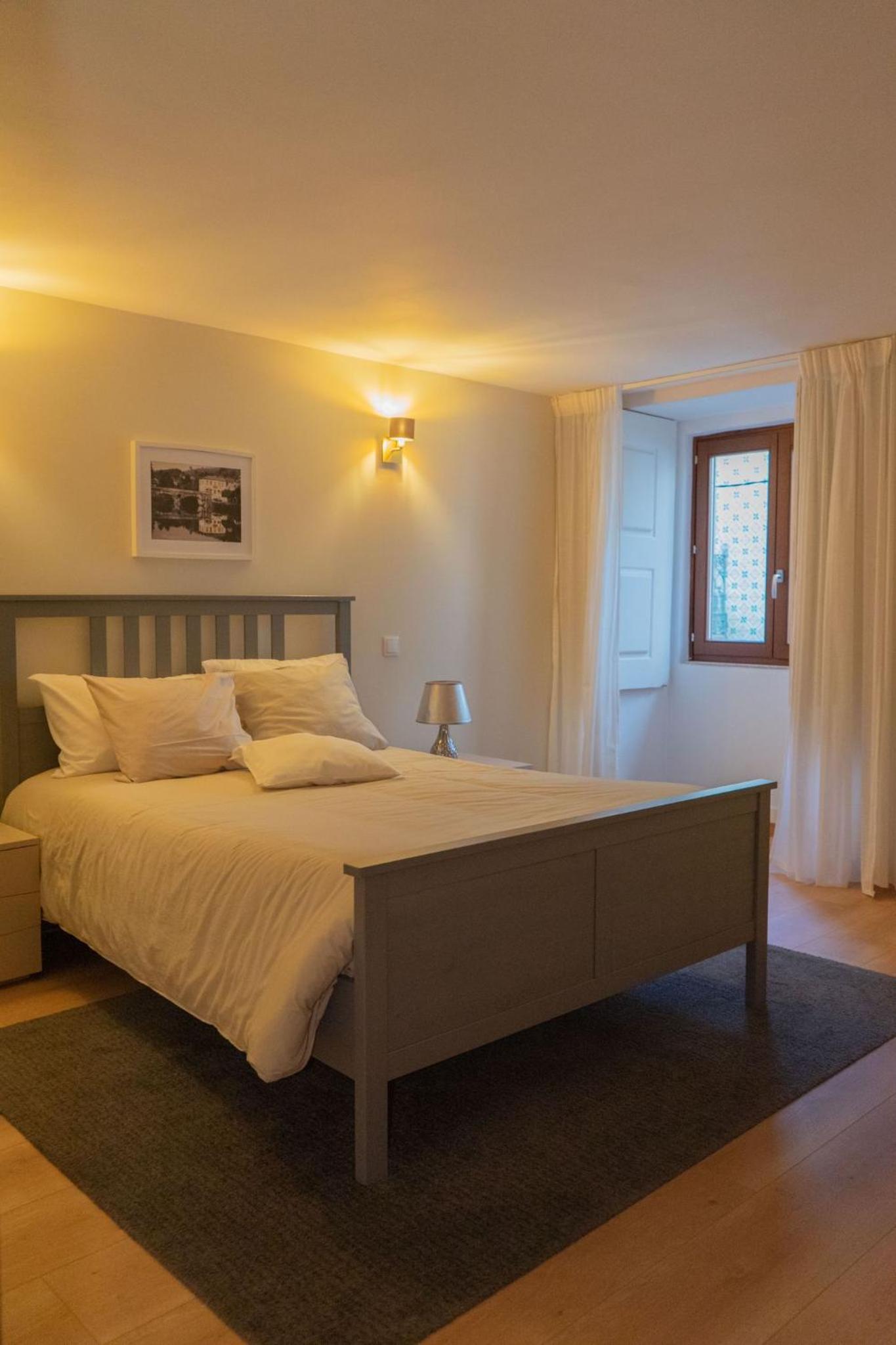 One-Bedroom Apartment with City View photo 1