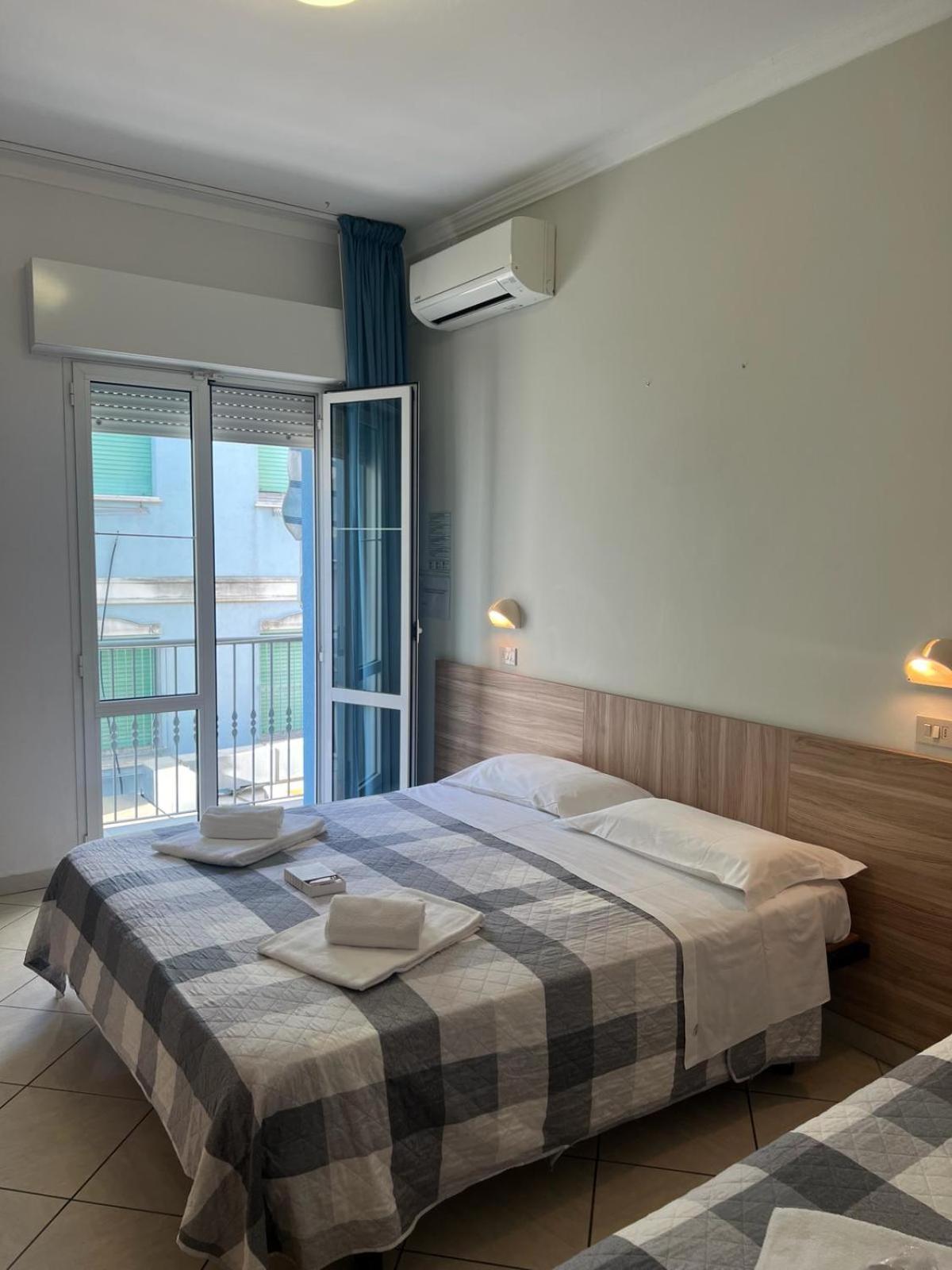 Comfort Triple Room - Photo 2