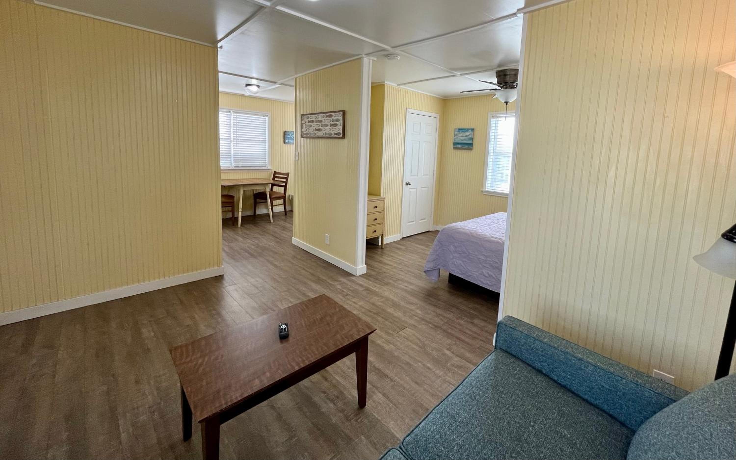 Standard Suite - Photo 1