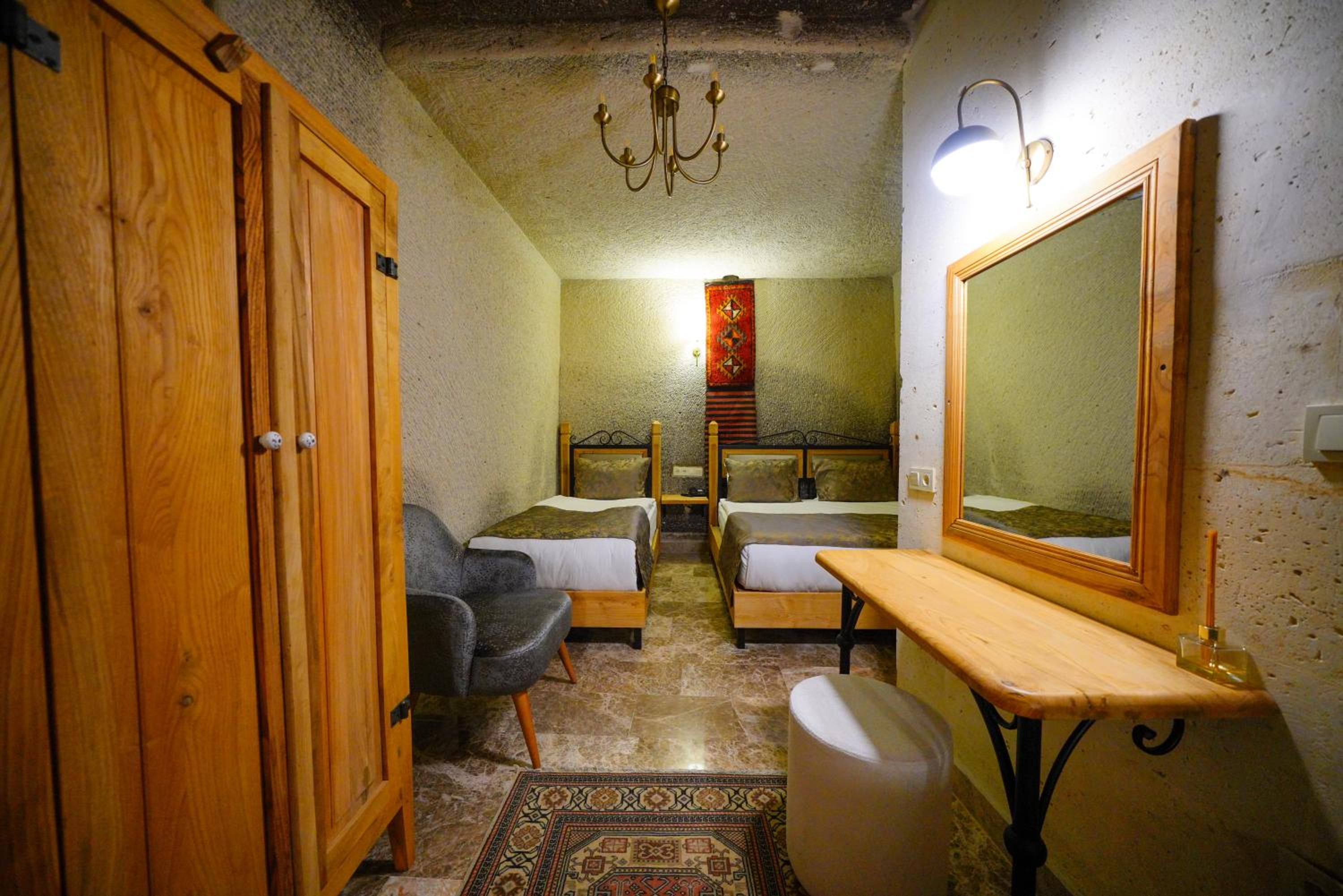 Triple Room - Photo 1