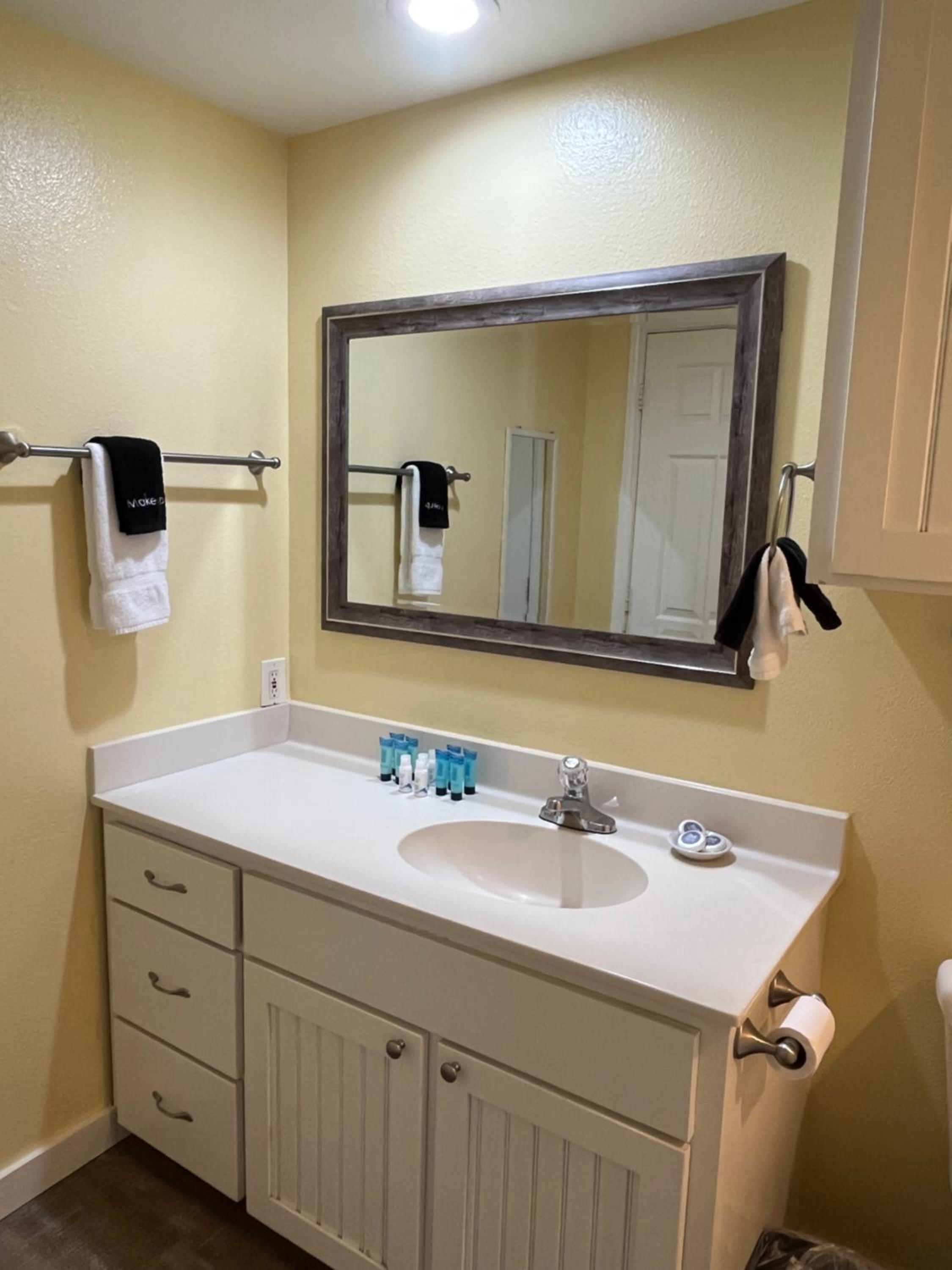 Suite - Photo 4
