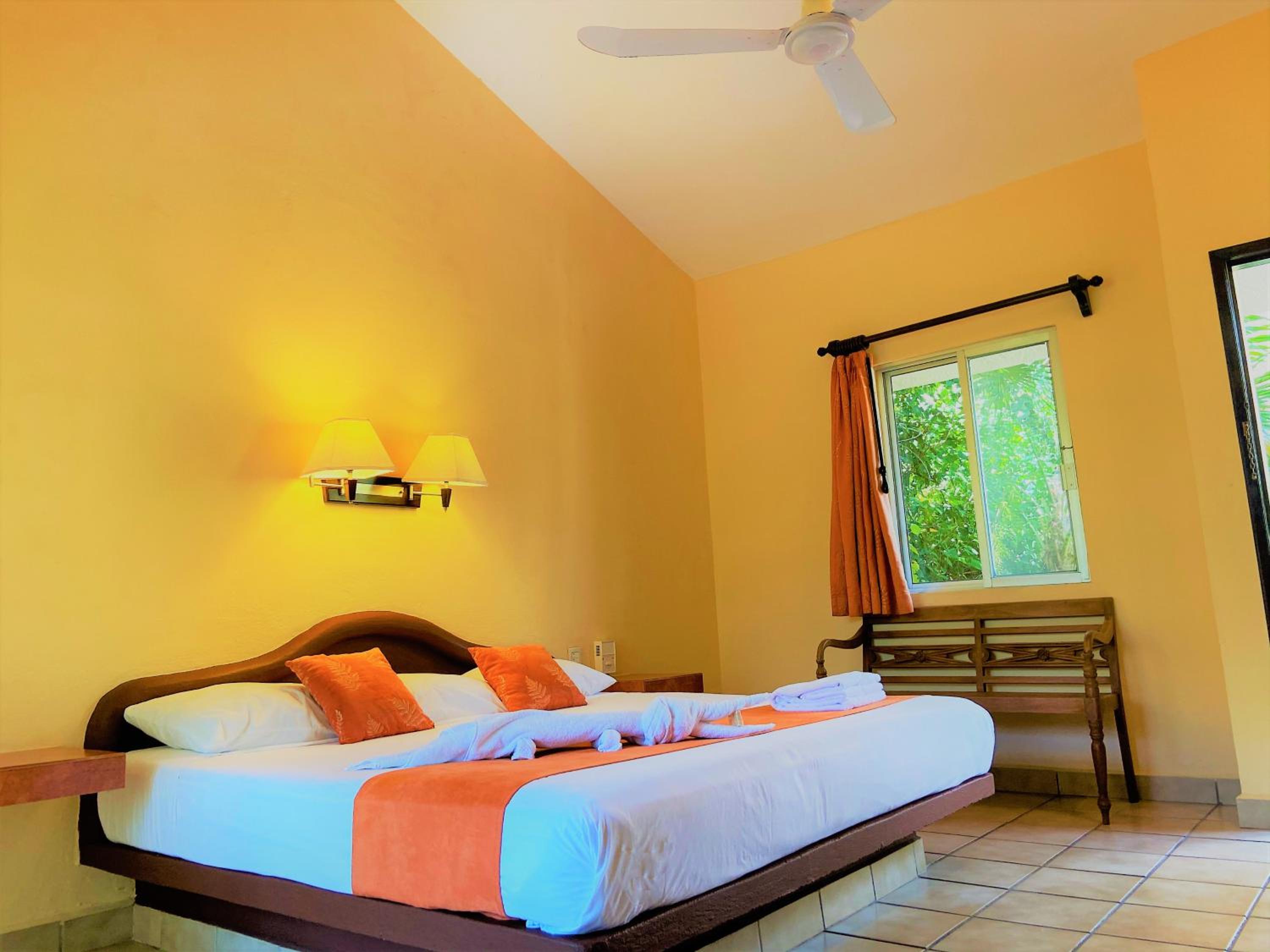 Deluxe Room - Photo 1