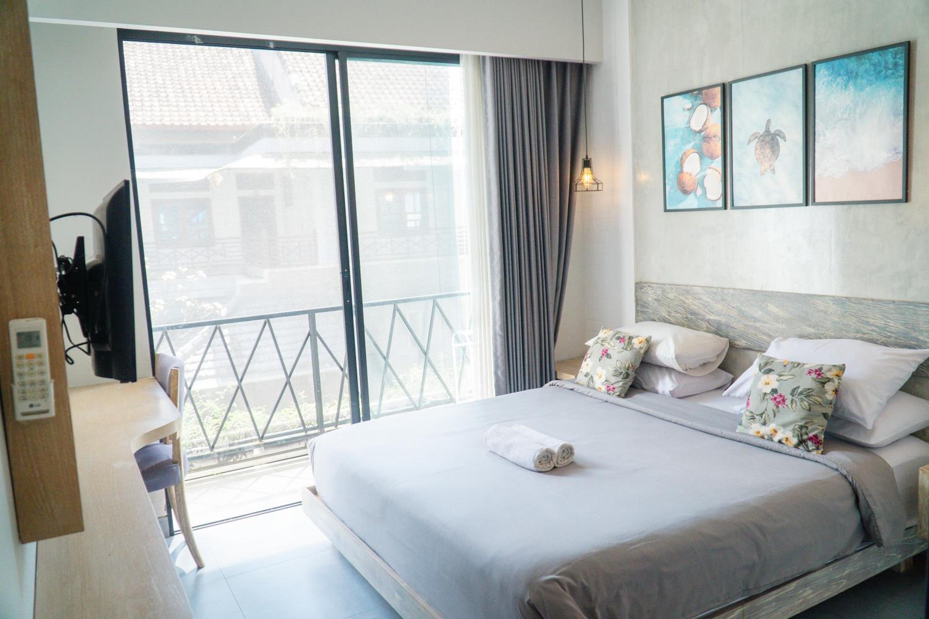 Superior Double or Twin Room - Photo 8
