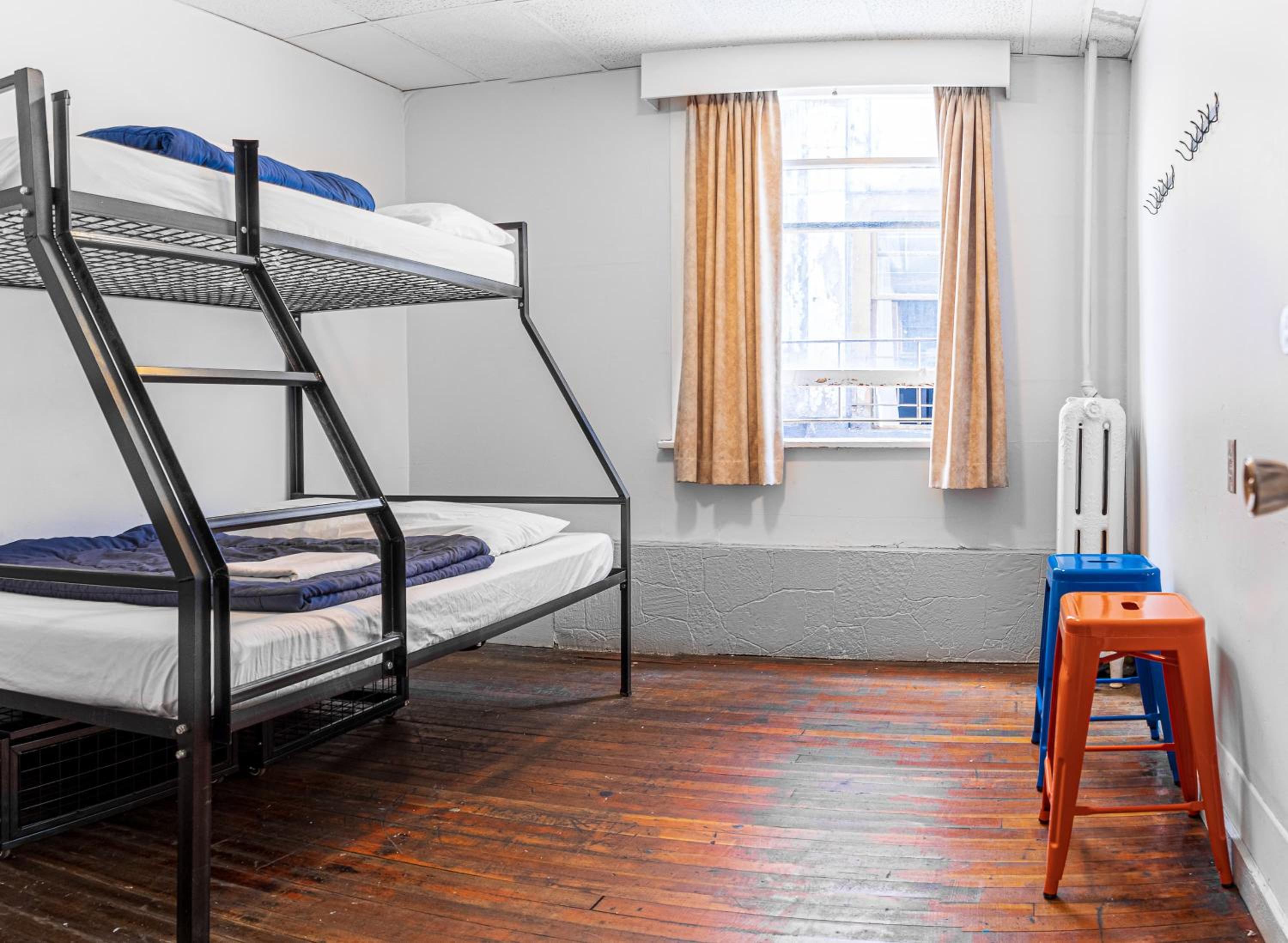 Bed in 2-Bed Male Dormitory Room photo 1