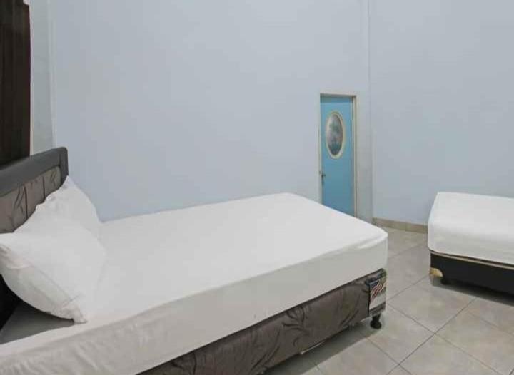 Double or Twin Room photo 3