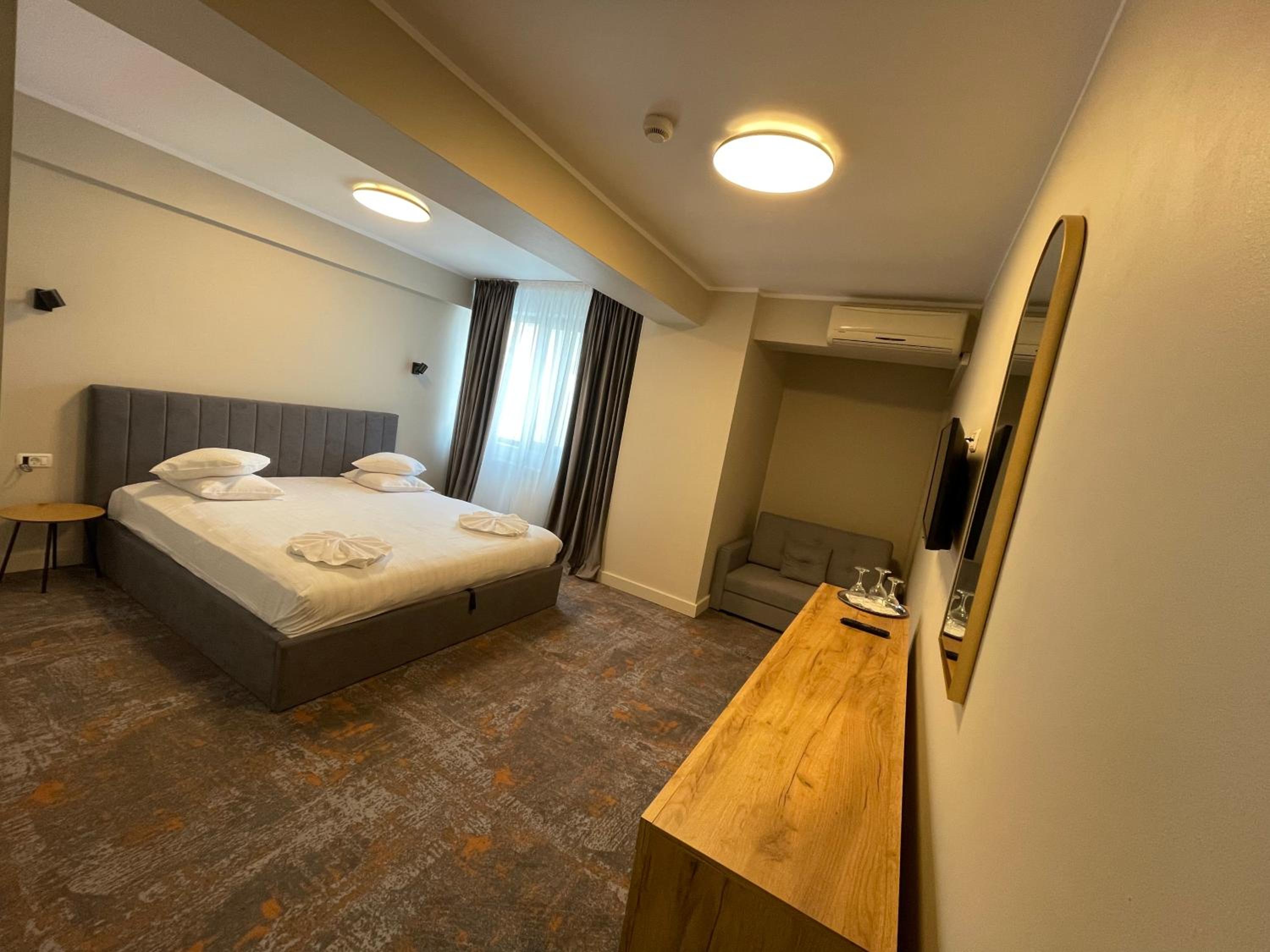 Superior Double Room - Photo 1