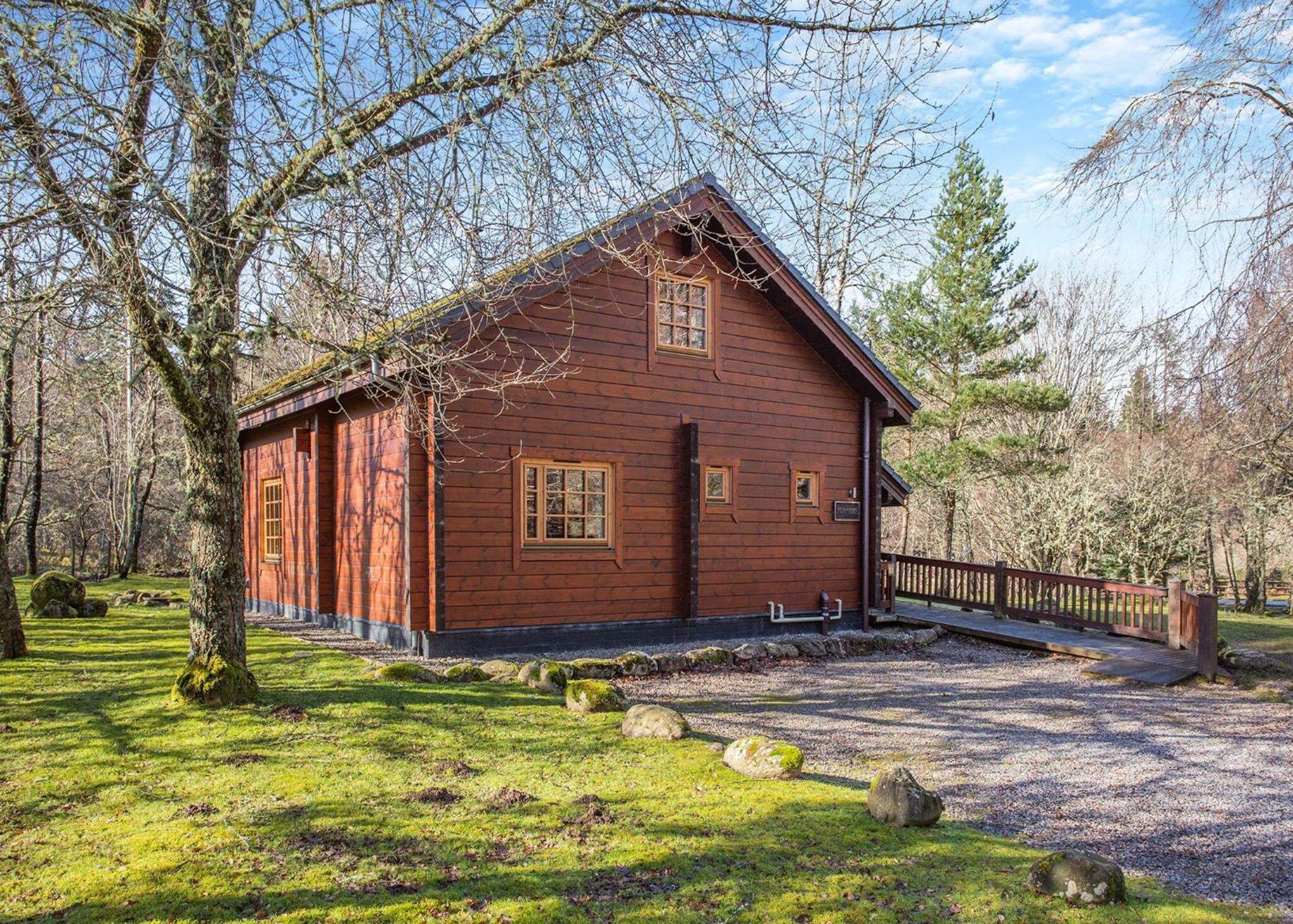 Three-Bedroom House photo 2