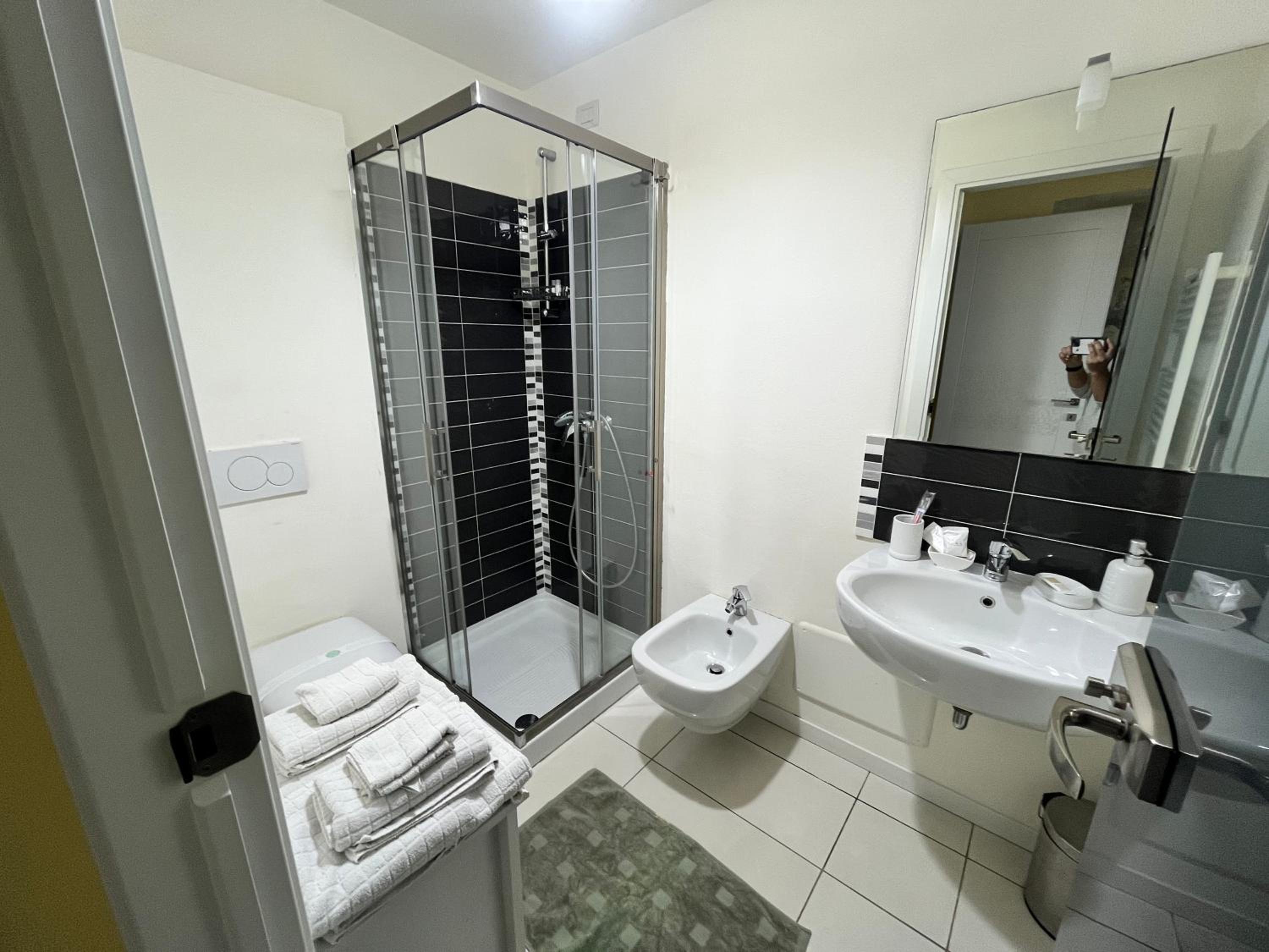 Superior Double or Twin Room with Garden View - Photo 3