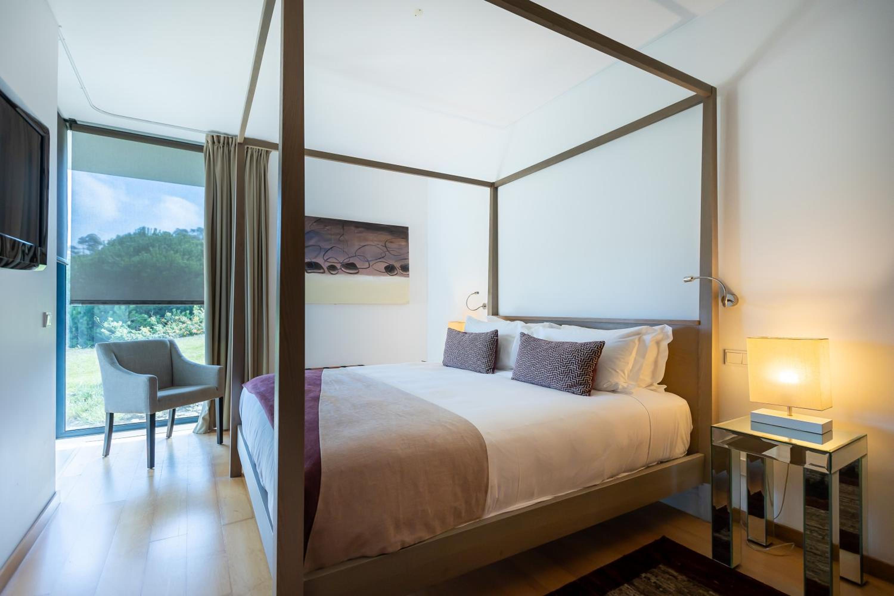 Superior Two-Bedroom Villa - Photo 23