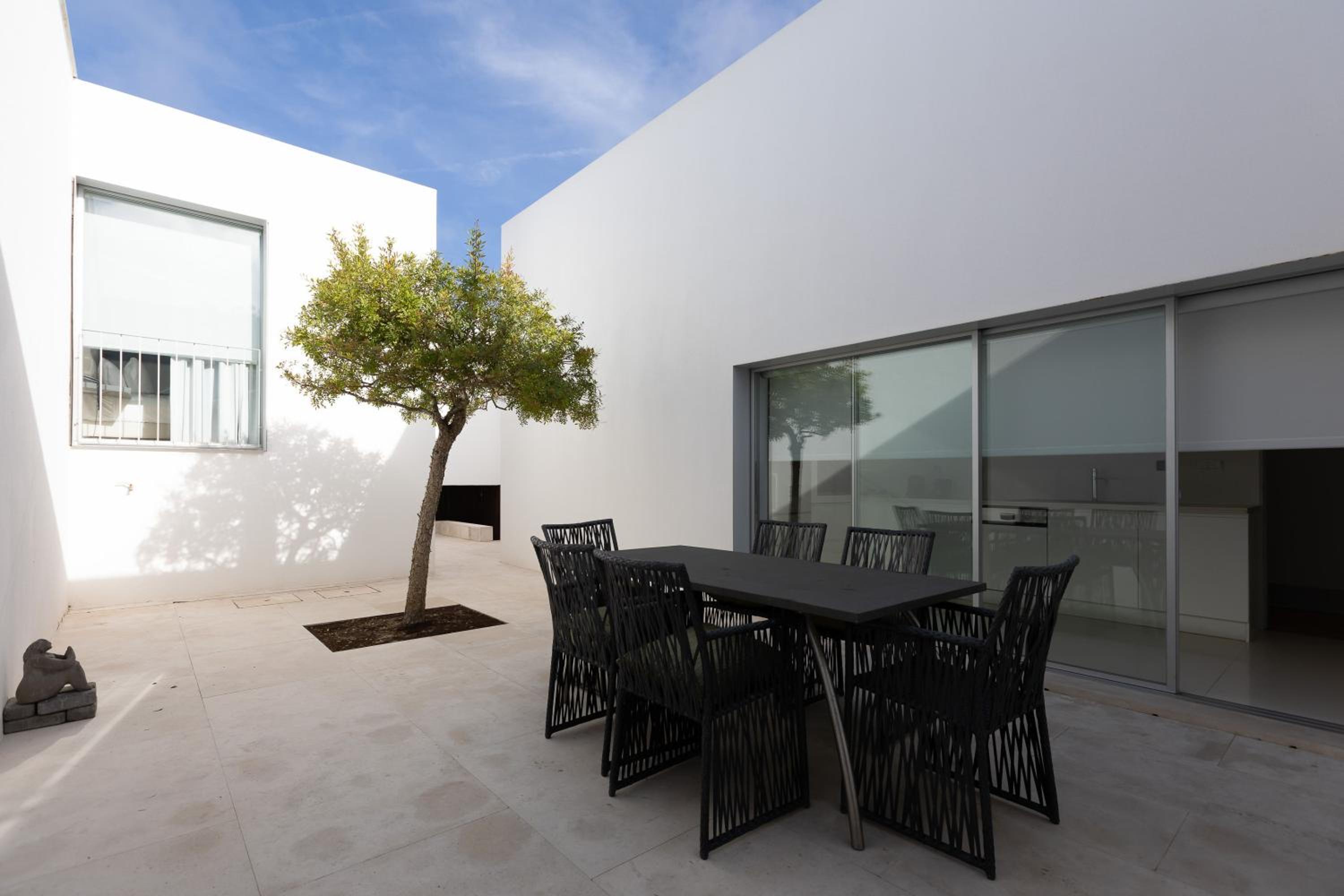 Superior Three-Bedroom Villa  - Photo 10