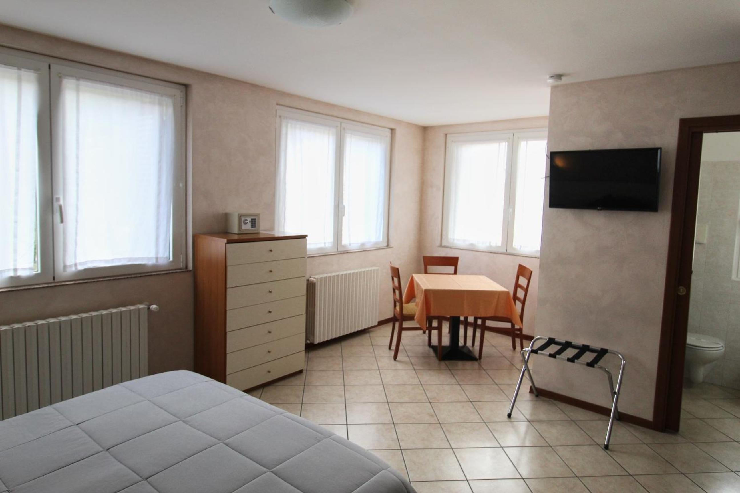 Triple Room - Photo 3