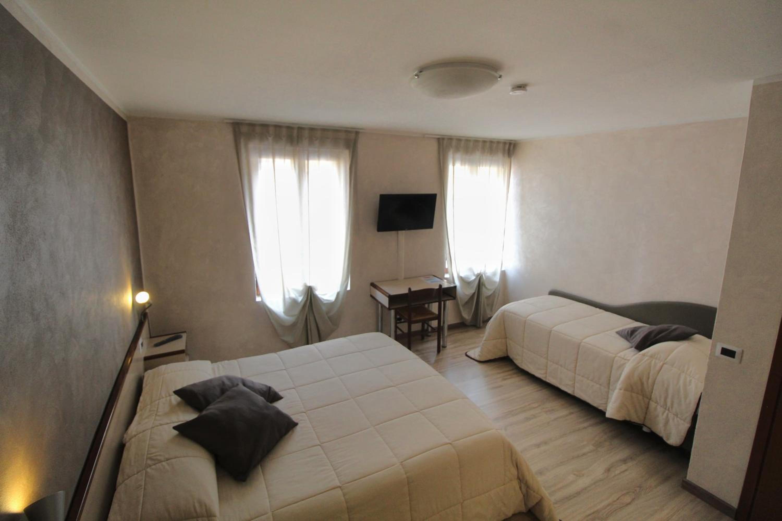 Triple Room - Photo 4