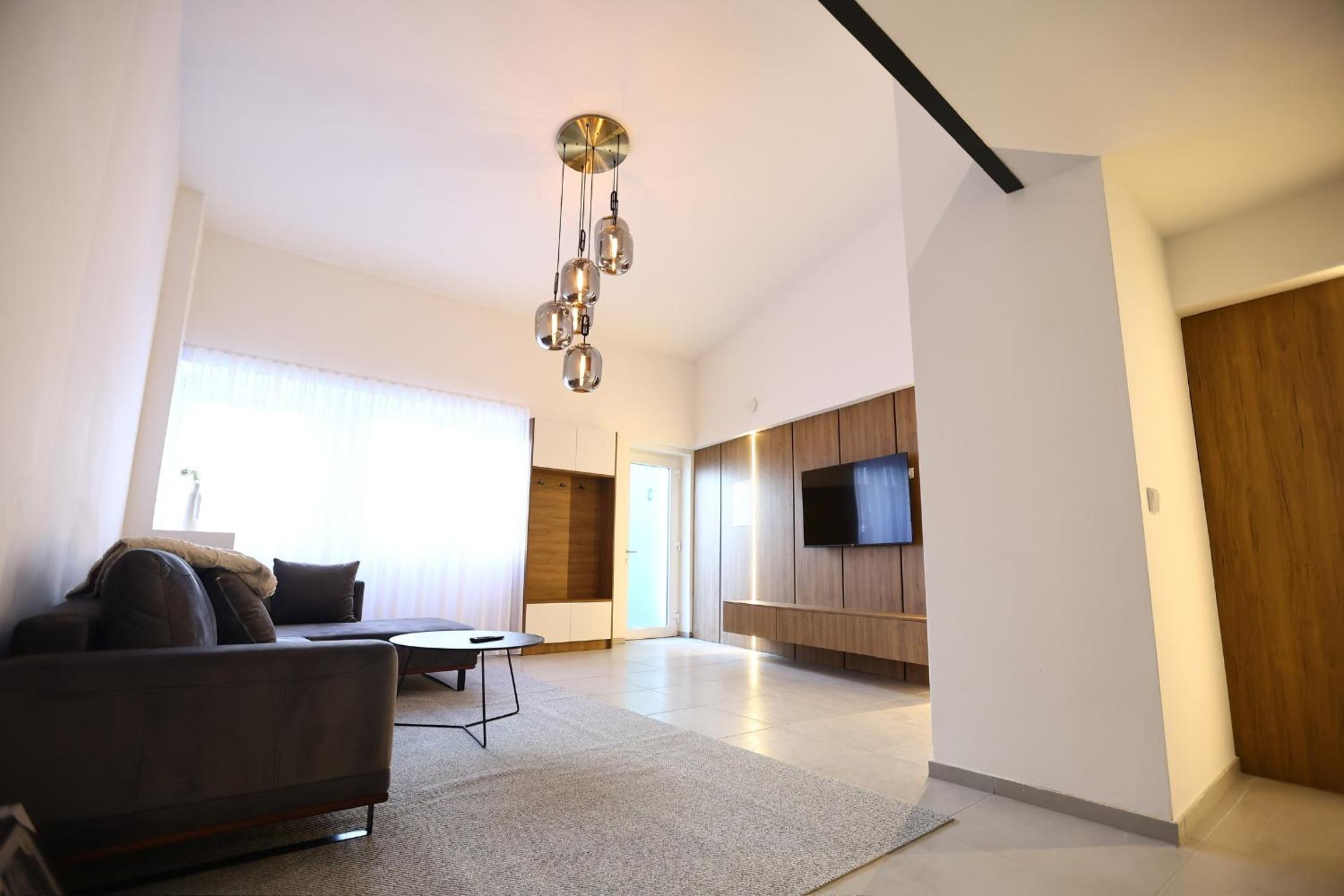 One-Bedroom Apartment photo 3