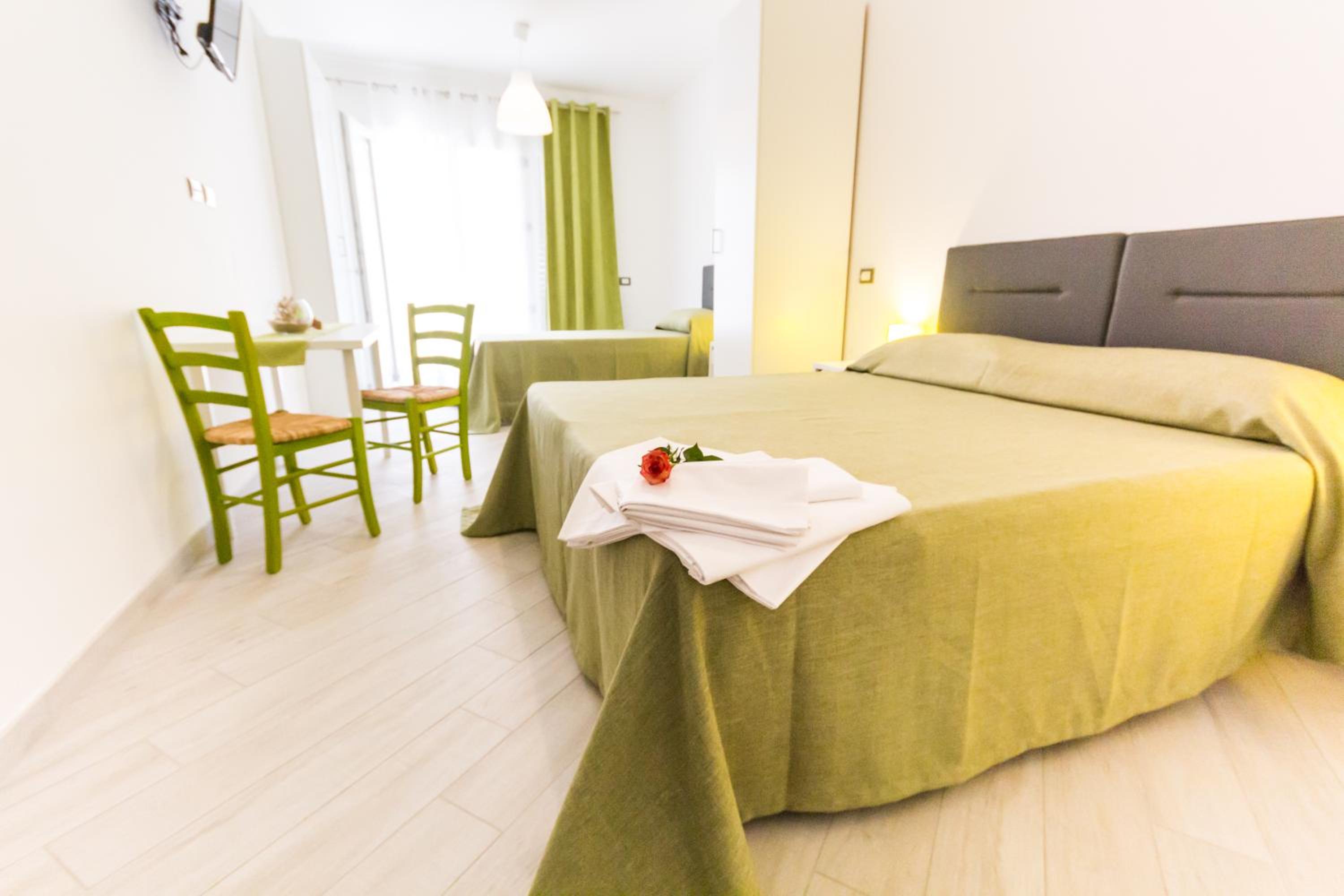 Triple Room with Sea View photo 2